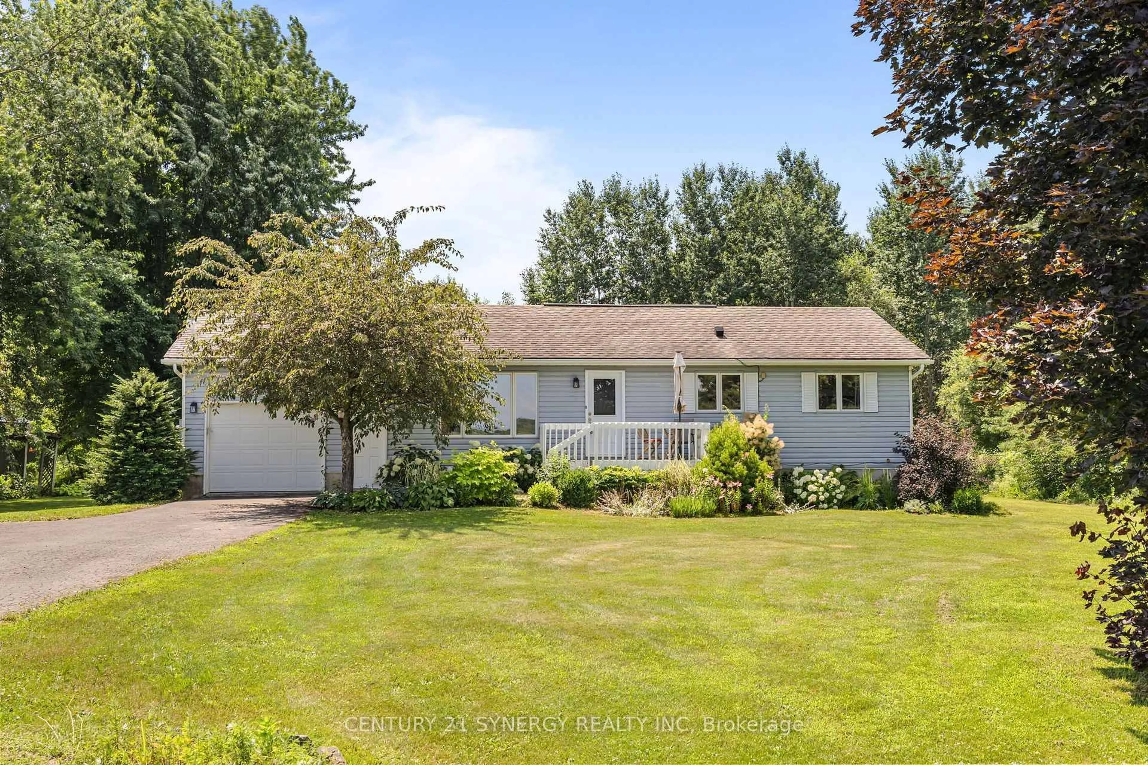A pic from outside/outdoor area/front of a property/back of a property/a pic from drone, water/lake/river/ocean view for 2282 Roxborough Kenyon Boundary Rd, North Stormont Ontario K0C 1T0