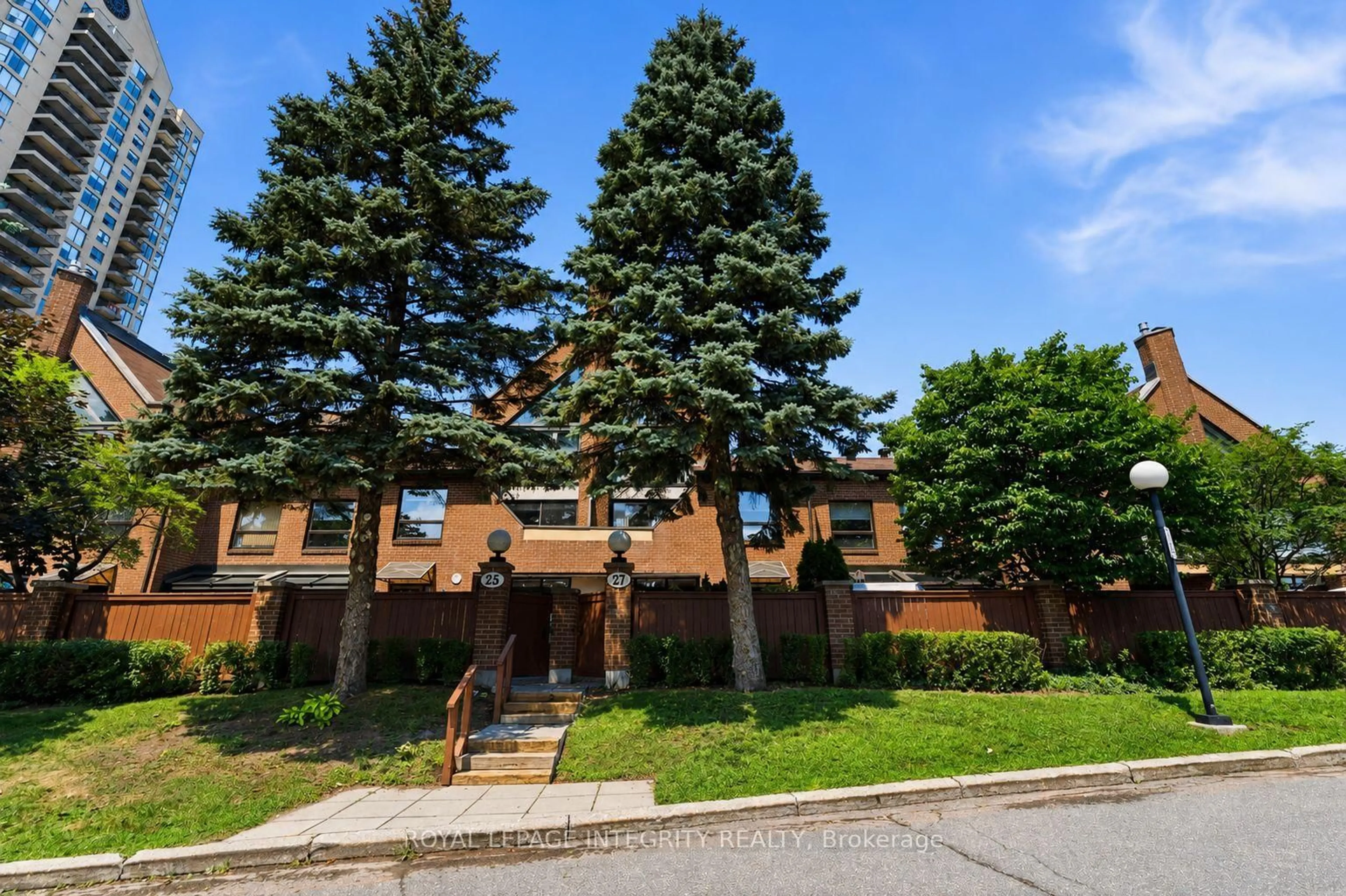 Unknown for 100 Hillside Dr #27, Ottawa Ontario K1K 4J1