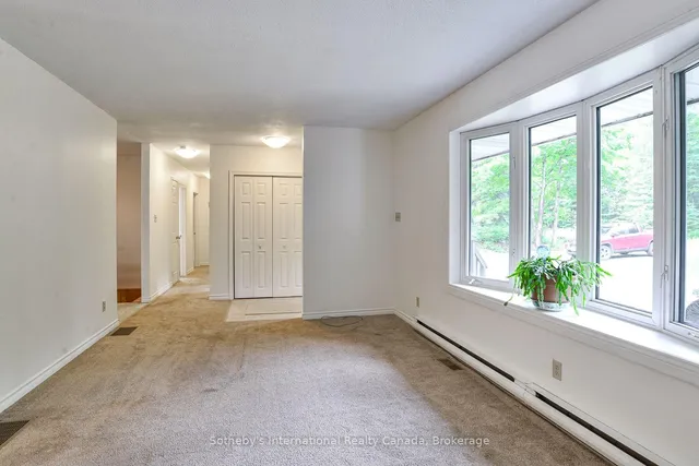 1048 Old Falkenburg Rd, Bracebridge 5