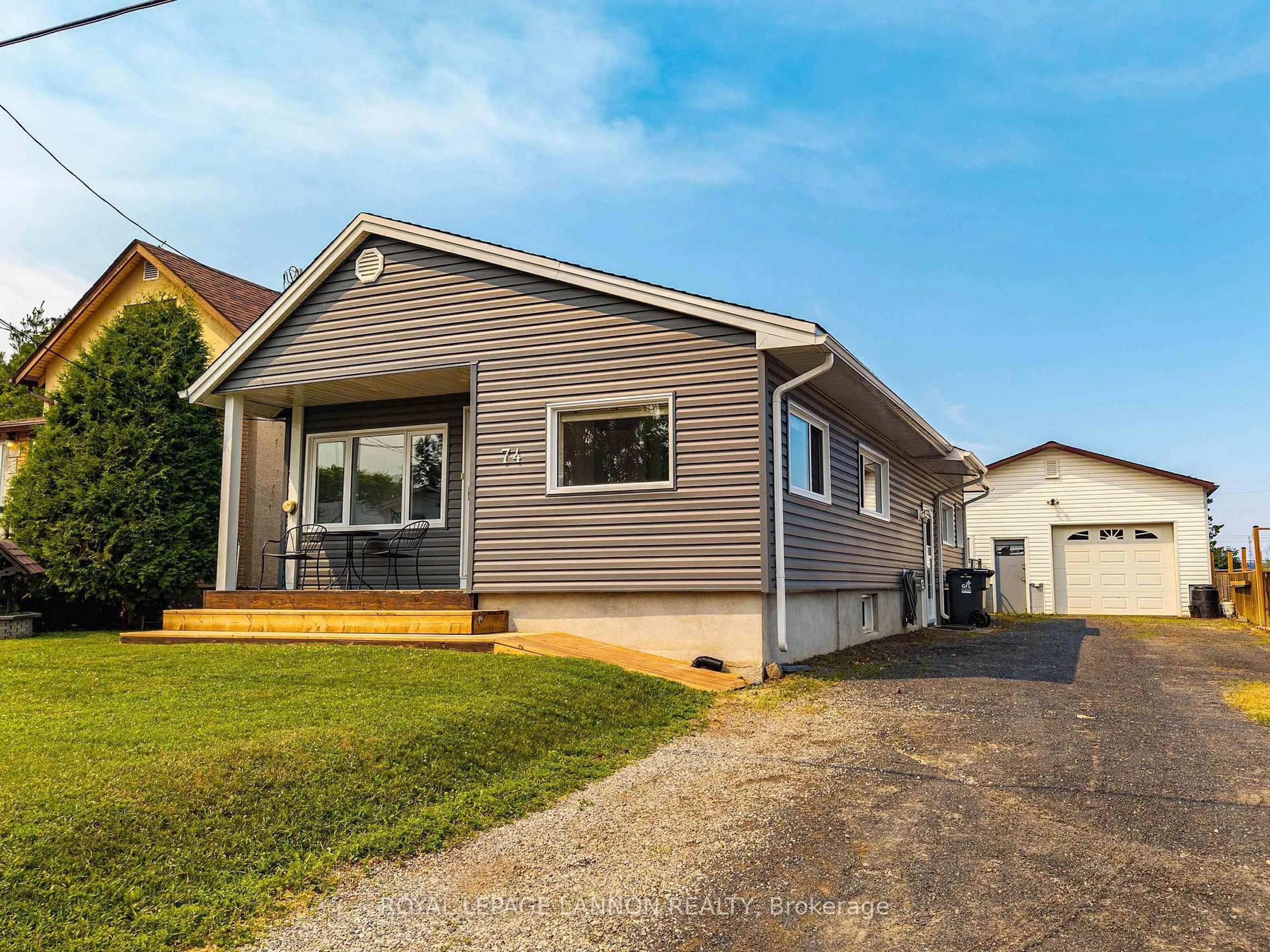 Home with vinyl exterior material, street for 74 MELVIN Ave, Thunder Bay Ontario P7A 7C4
