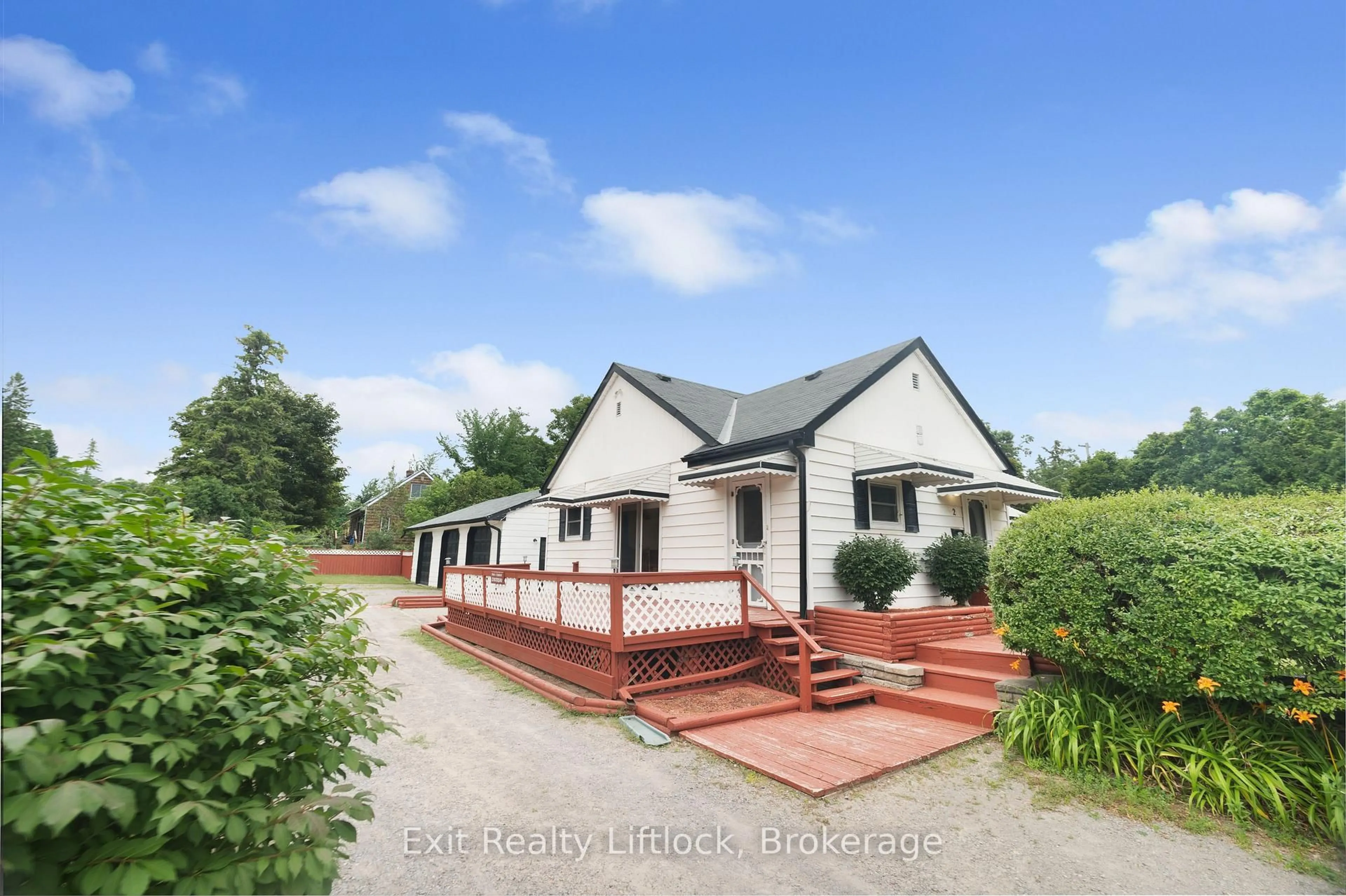 A pic from outside/outdoor area/front of a property/back of a property/a pic from drone, building for 2 Edgewood Ave, Douro-Dummer Ontario K9L 1V5