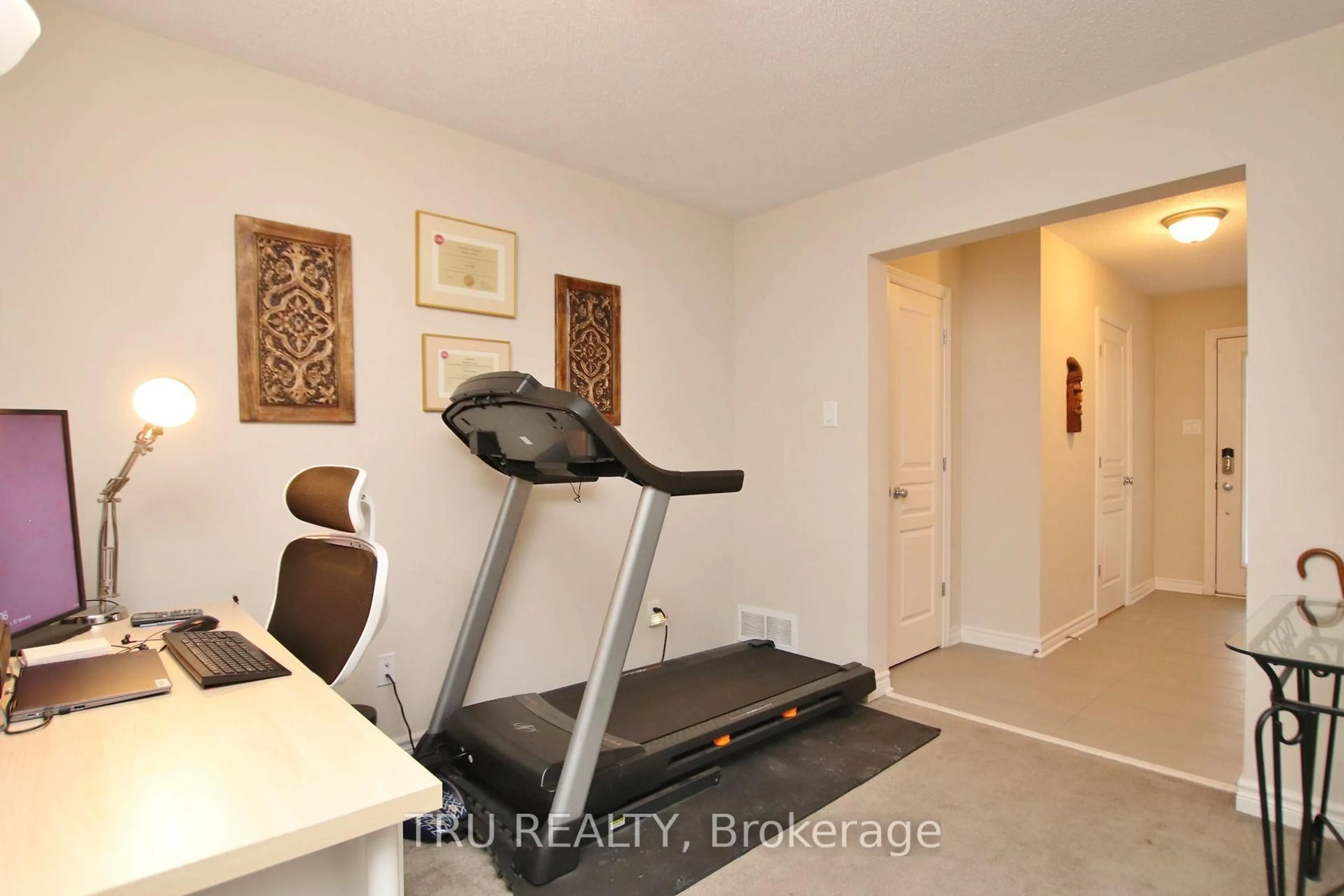 Gym or fitness room for 304 Malmo Private, Ottawa Ontario K4M 0E2