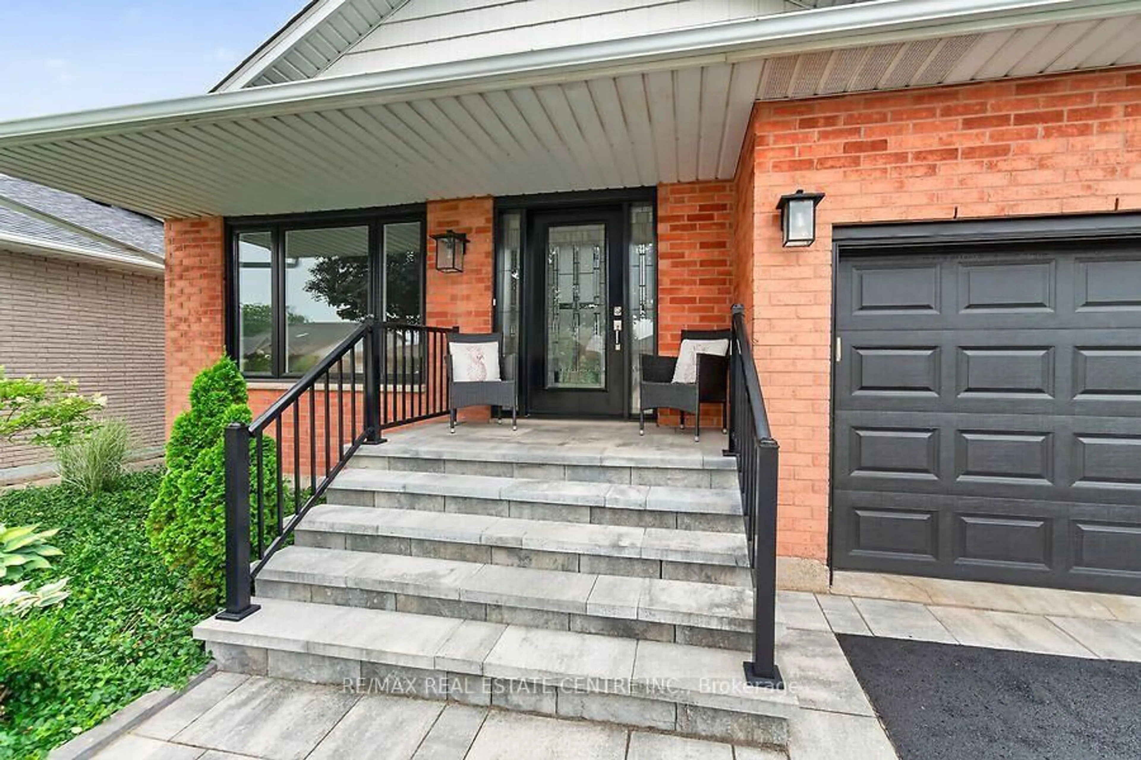 Home with brick exterior material, street for 30 Carriagegate Dr, Hamilton Ontario L8V 5A7