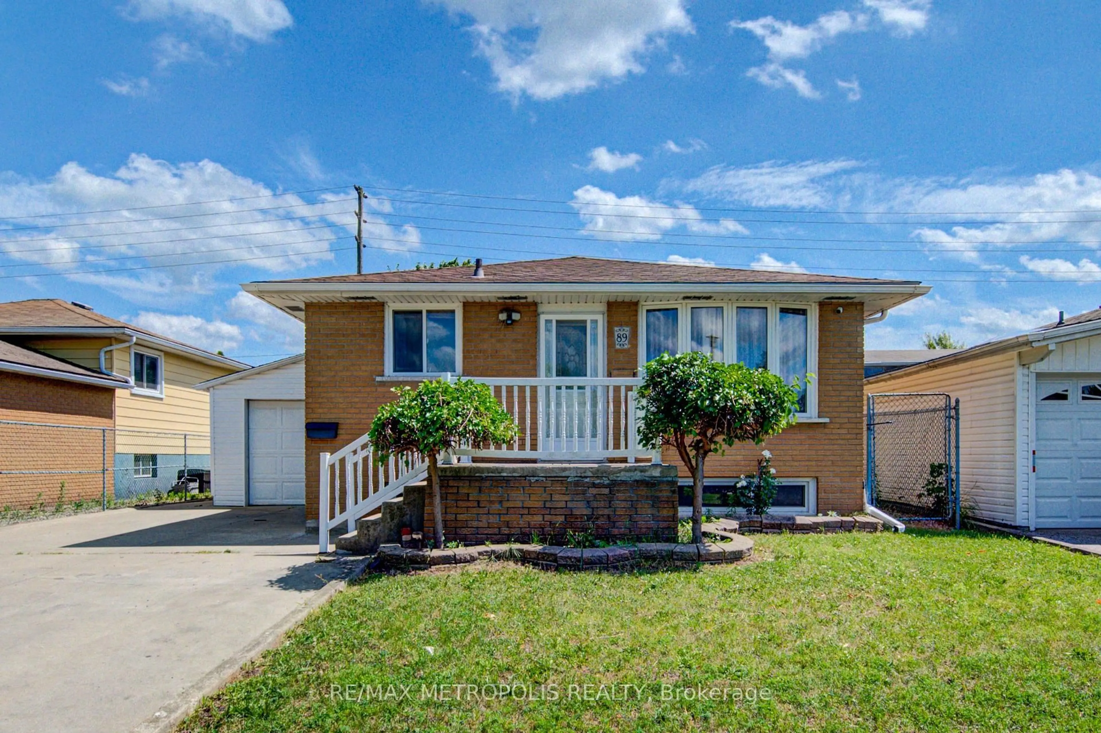 Home with vinyl exterior material, street for 89 Winter Ave, Cambridge Ontario N1R 6G8