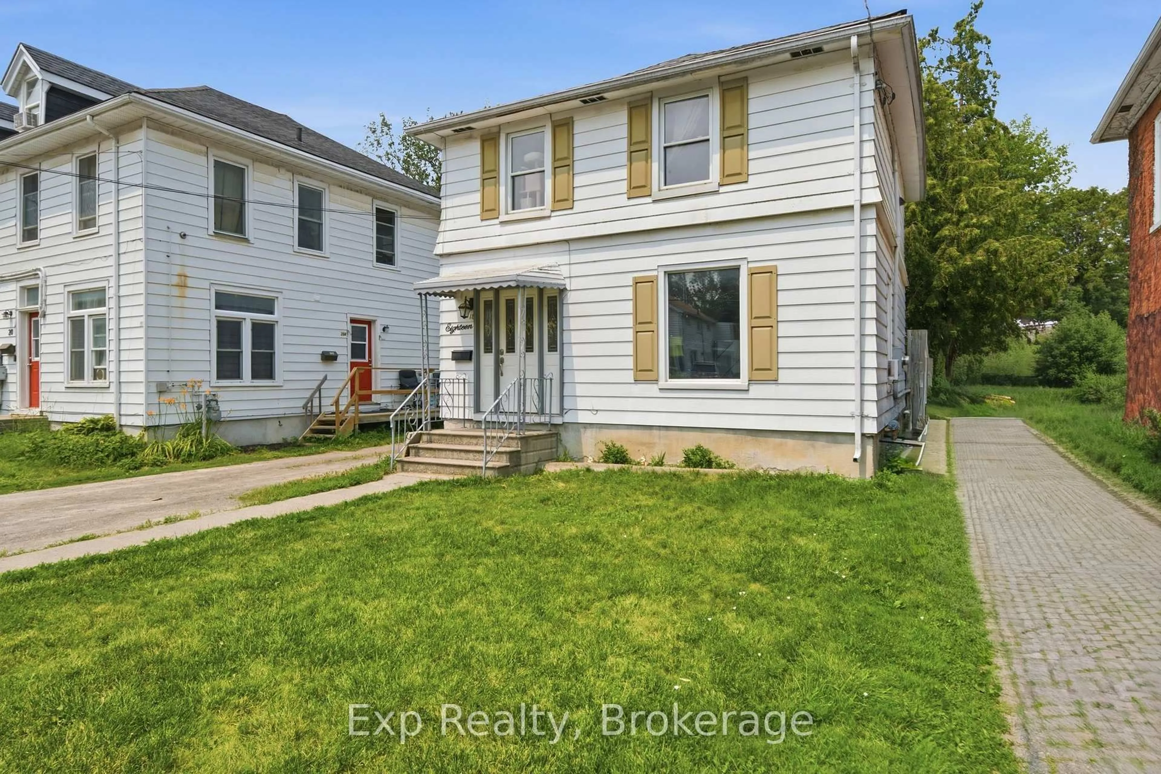 Unknown for 18 Charlotte St, Belleville Ontario K8P 1E2