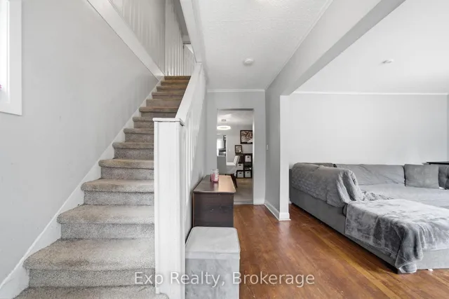 18 Charlotte St, Belleville 5