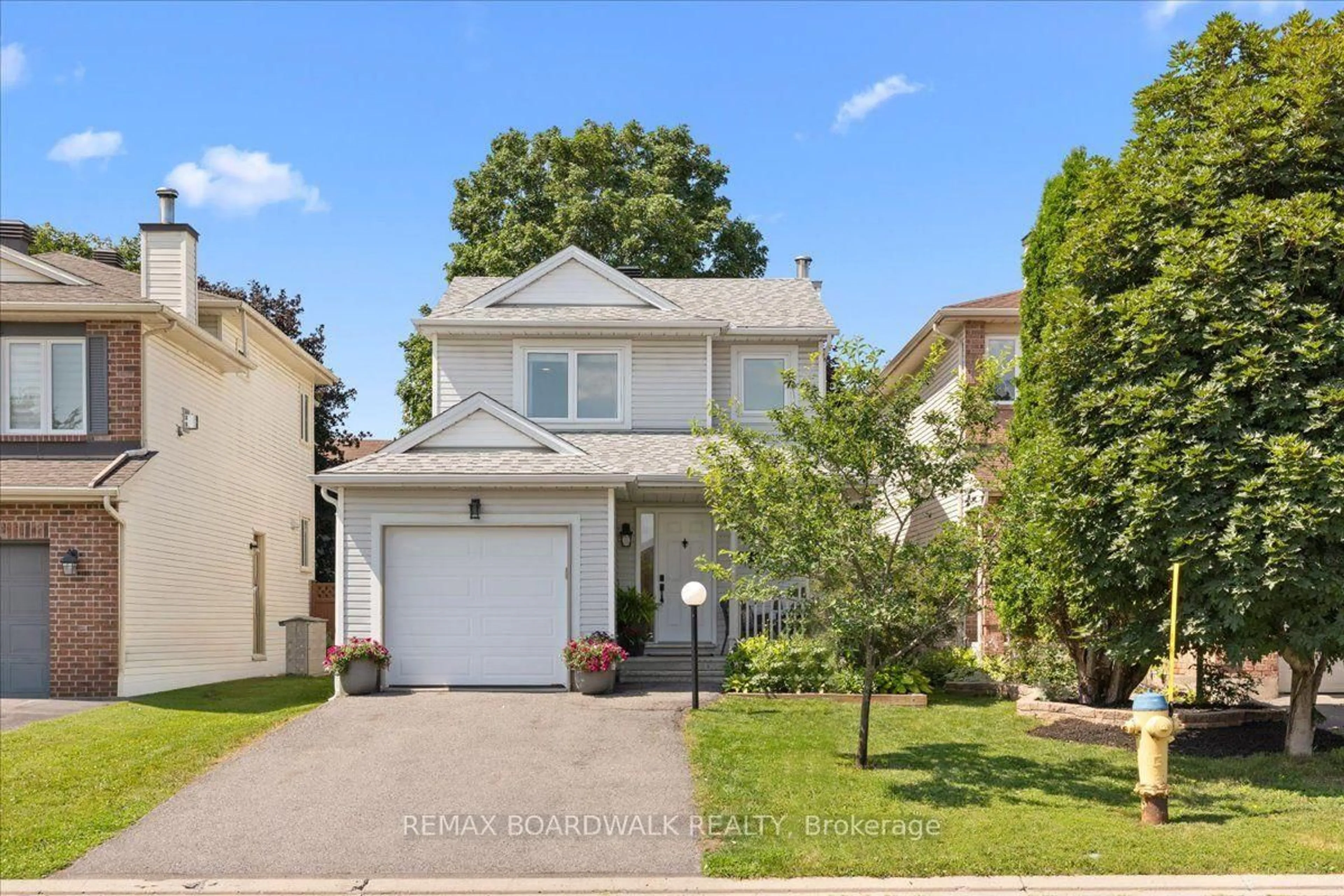 Unknown for 43 Peacock Cres, Ottawa Ontario K2J 3P8