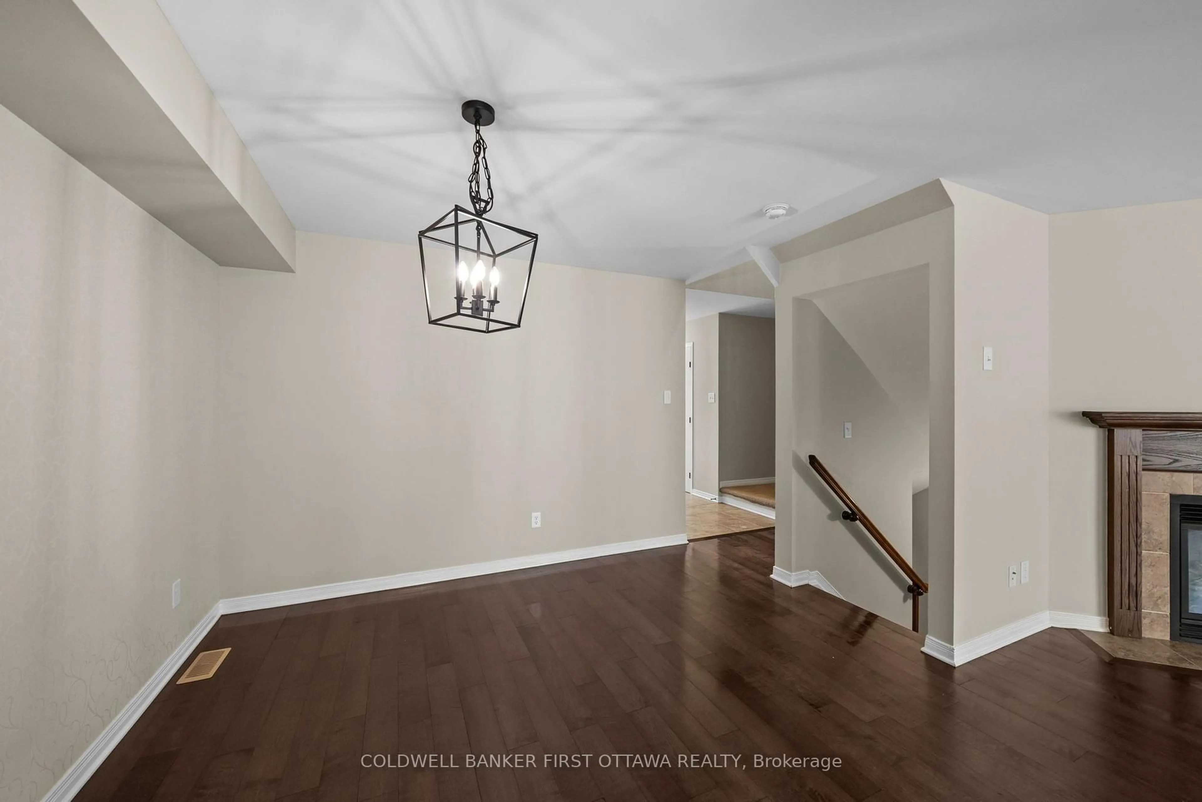 Unknown for 416 HARESFIELD Crt, Ottawa Ontario K4M 0E2