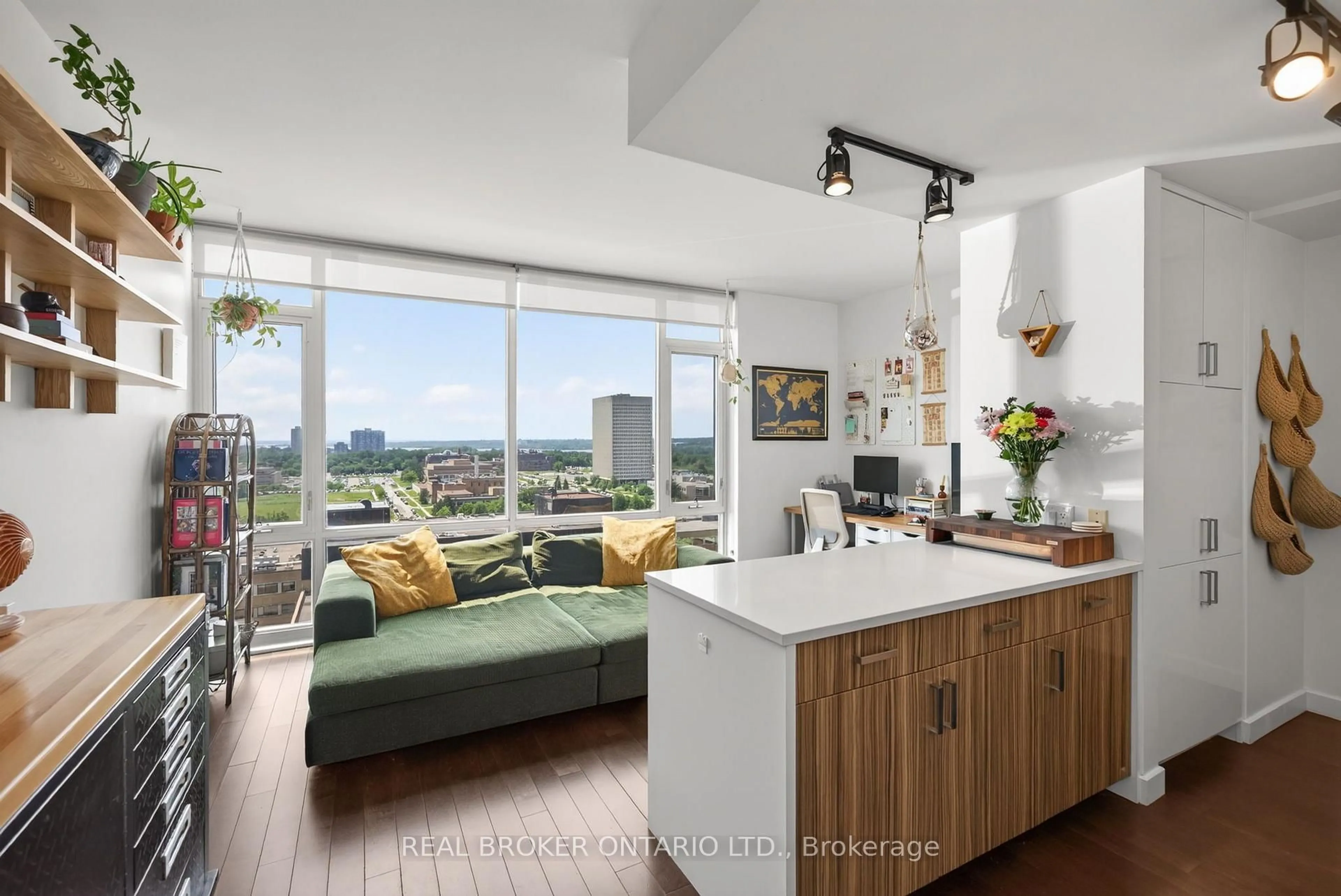 Open concept kitchen, unknown for 201 Parkdale Ave #1506, Ottawa Ontario K1Y 1E8