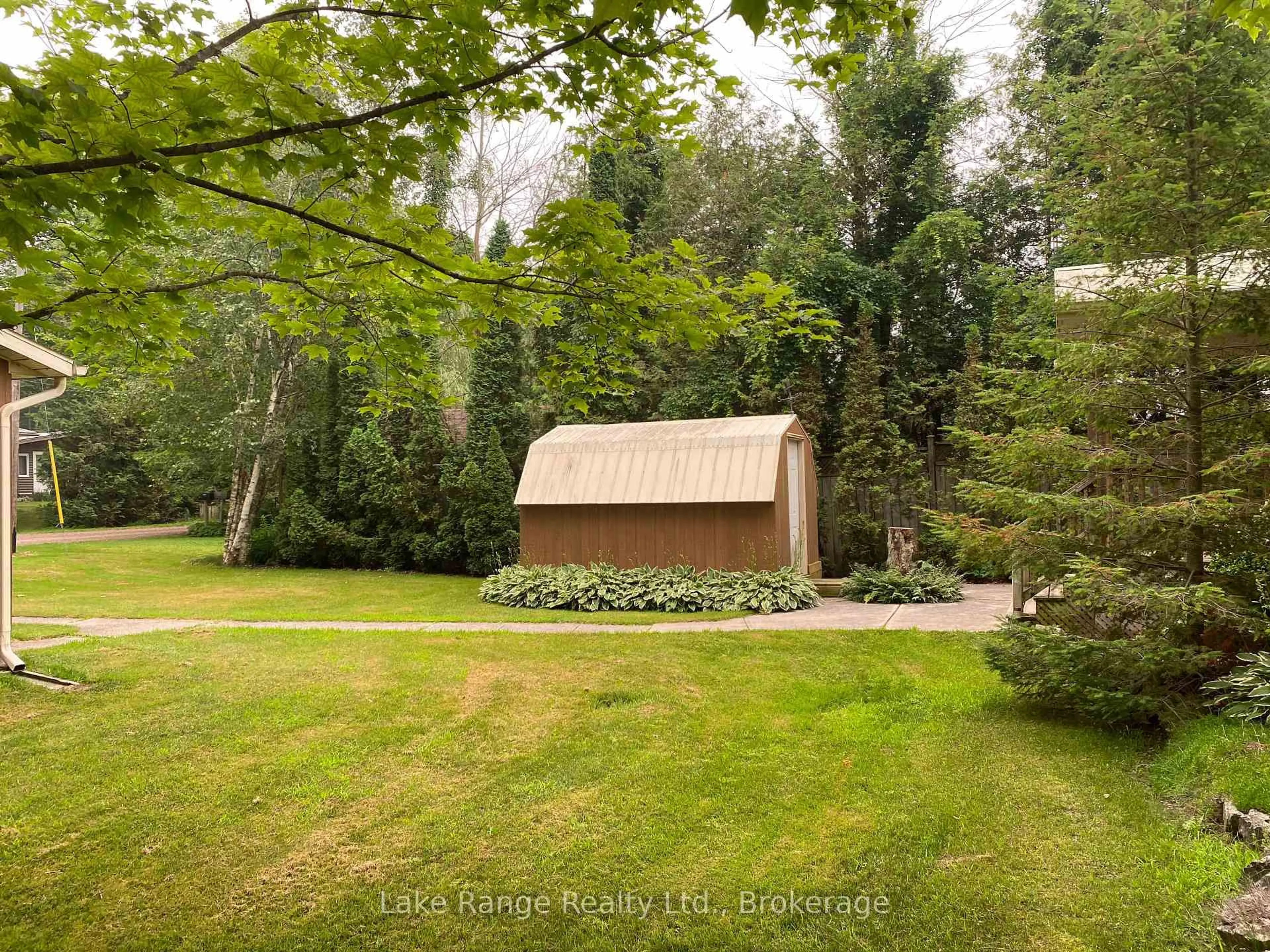 Shed for 311 Maple St, Huron-Kinloss Ontario N0G 2R0