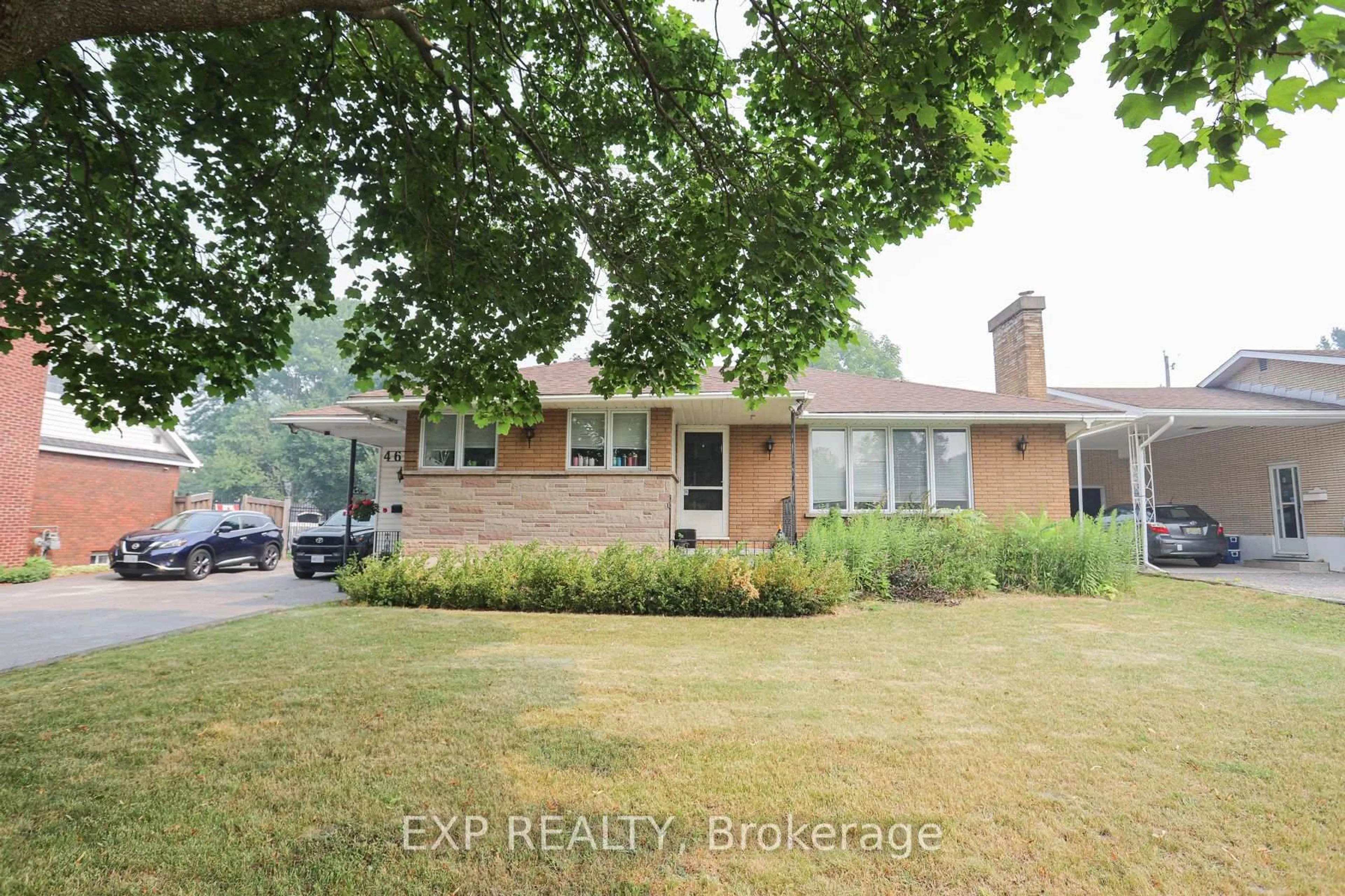 A pic from outside/outdoor area/front of a property/back of a property/a pic from drone, street for 46 Laurentian Dr, Sault Ste Marie Ontario P6B 4G4