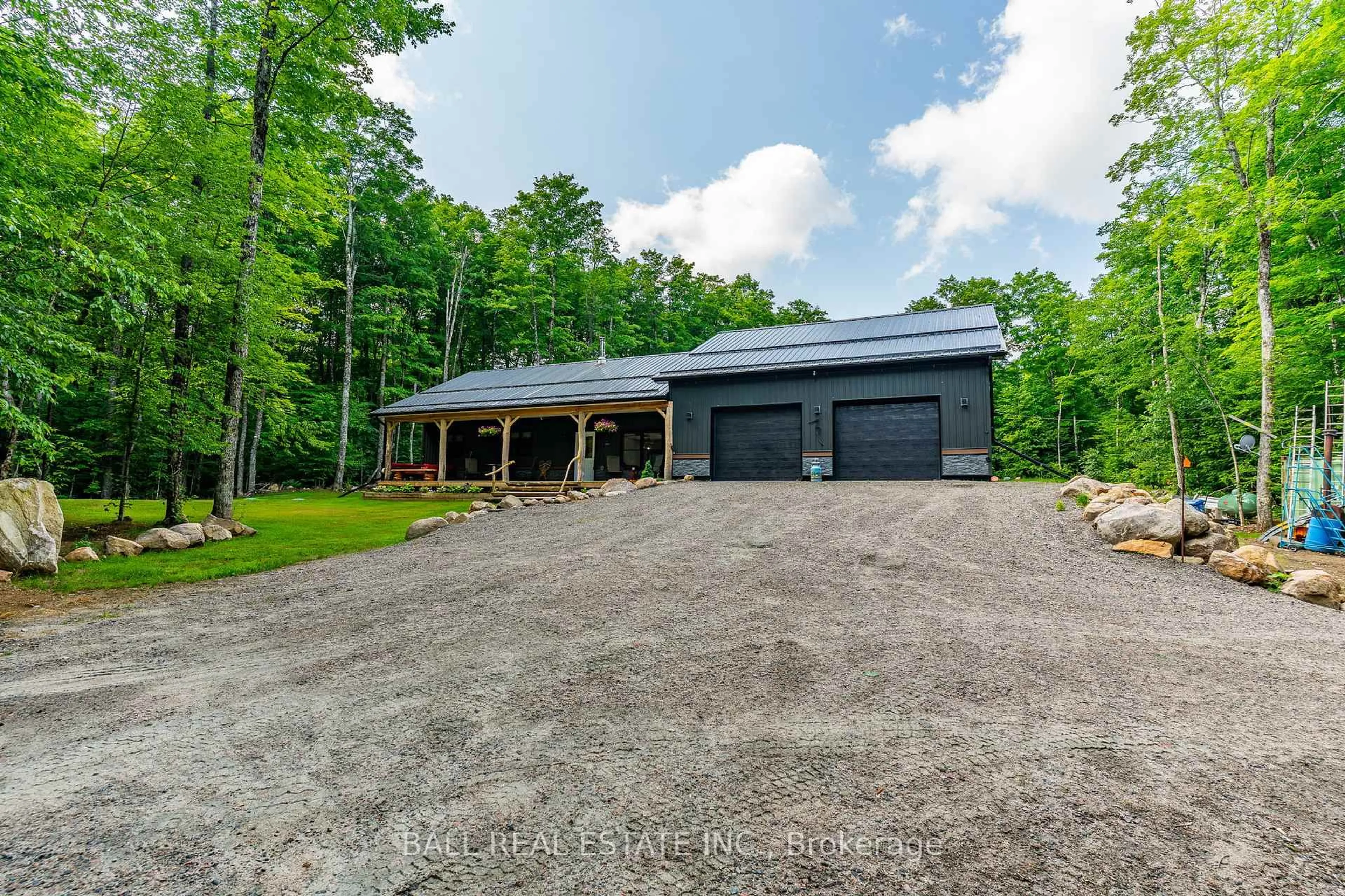 Indoor garage for 2430 Hadlington Rd, Highlands East Ontario K0L 3C0