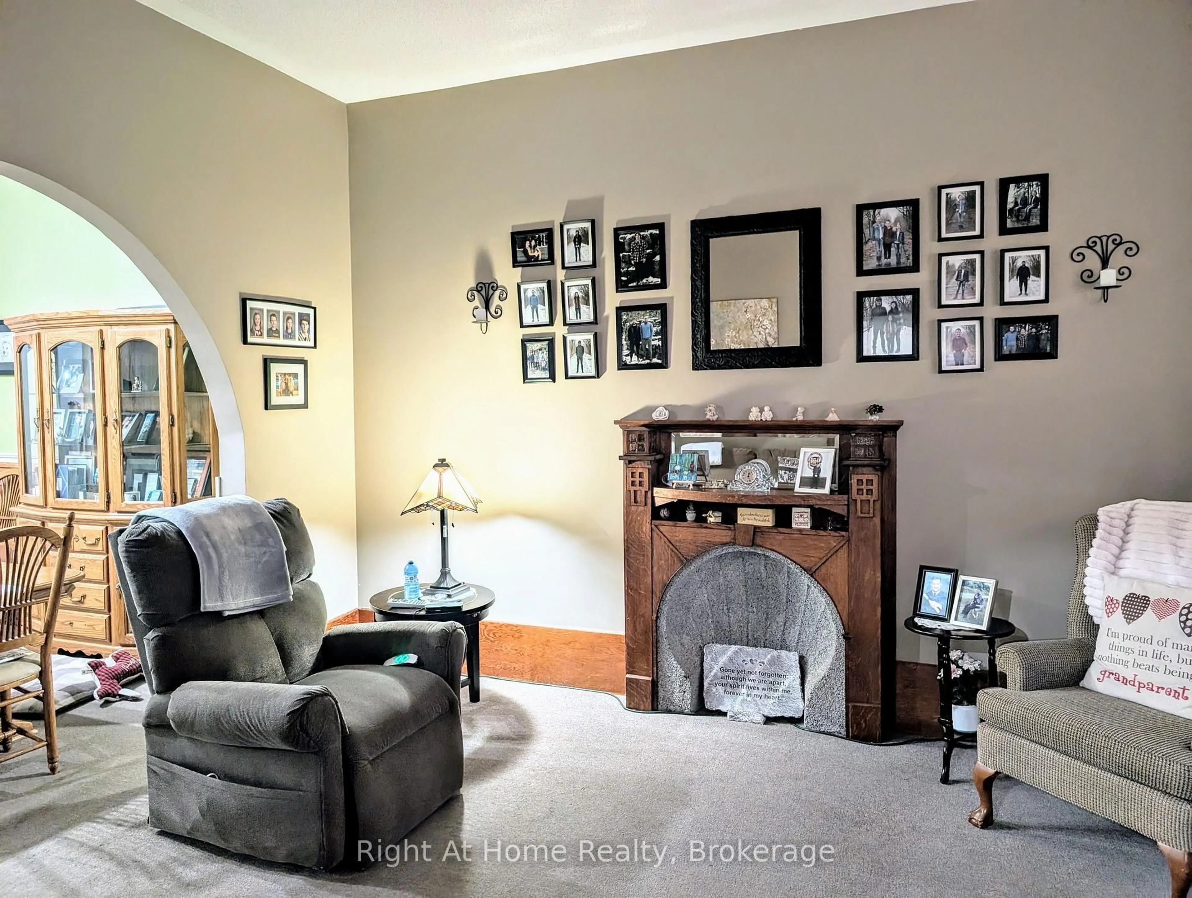 Living room with furniture, unknown for 142 Douro St St, Stratford Ontario N5A 3R5