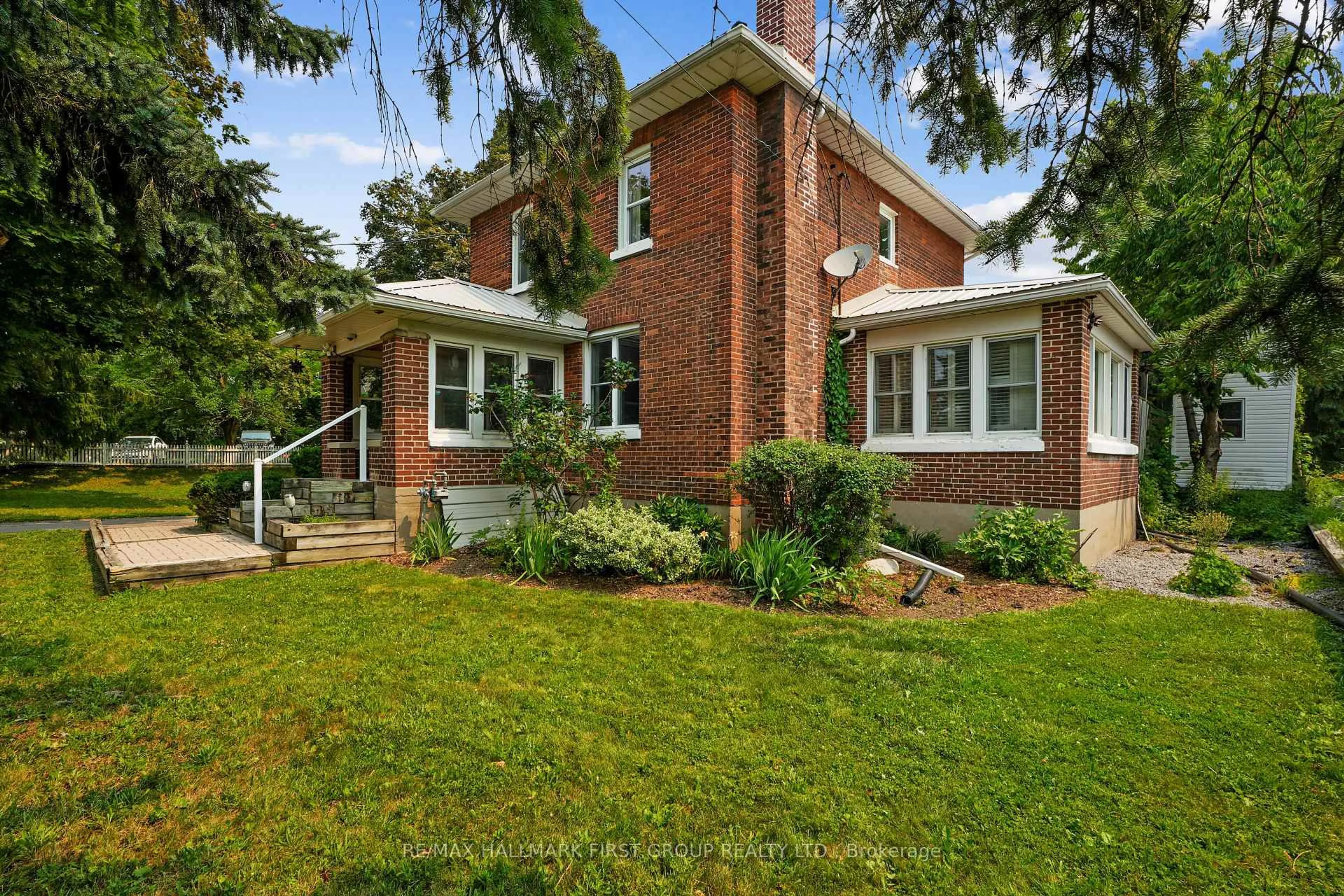 Home with brick exterior material, unknown for 89 Rose Glen Rd, Port Hope Ontario L1A 3V6