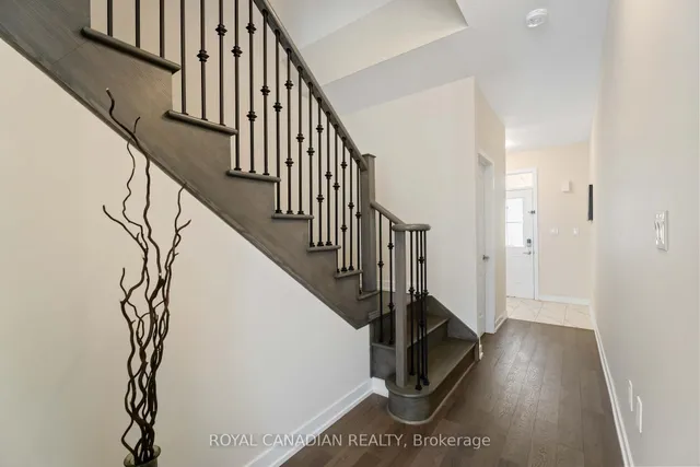 10 Lemon Ave, Thorold 5