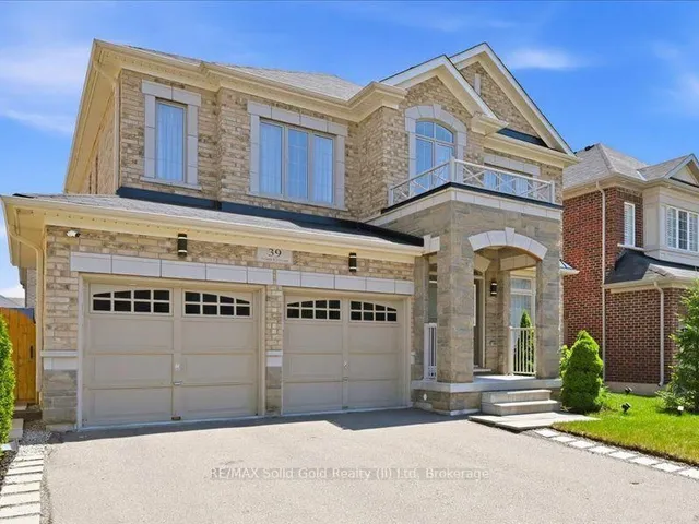 39 Avanti Cres, Hamilton 2
