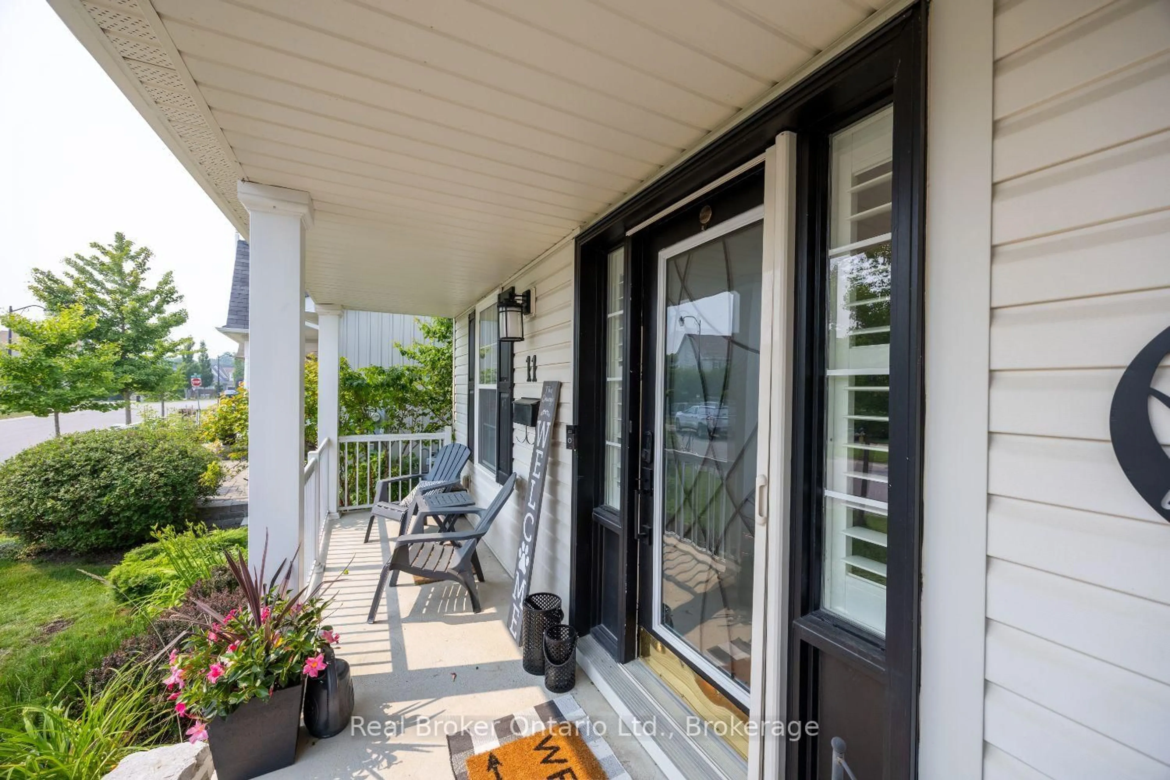 Patio, unknown for 11 Greenaway Circ, Port Hope Ontario L1A 0B9