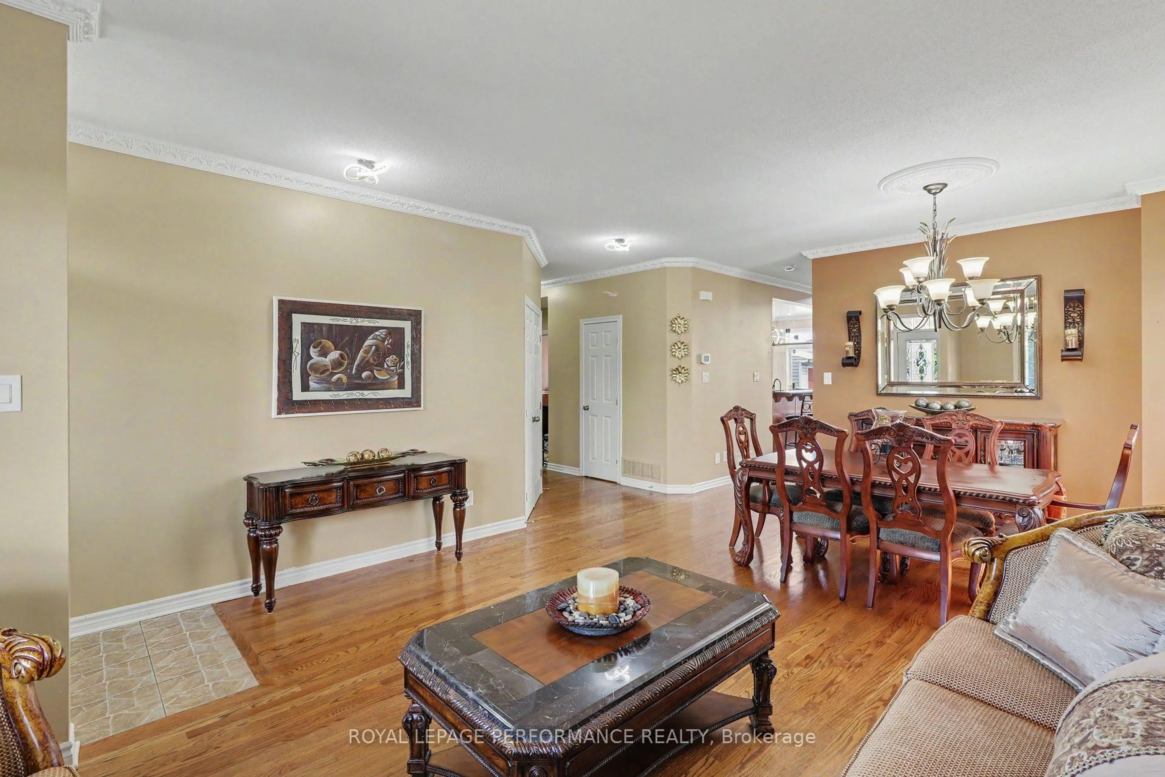 Unknown for 119 Felicity Cres, Orleans Ontario K1W 0C3