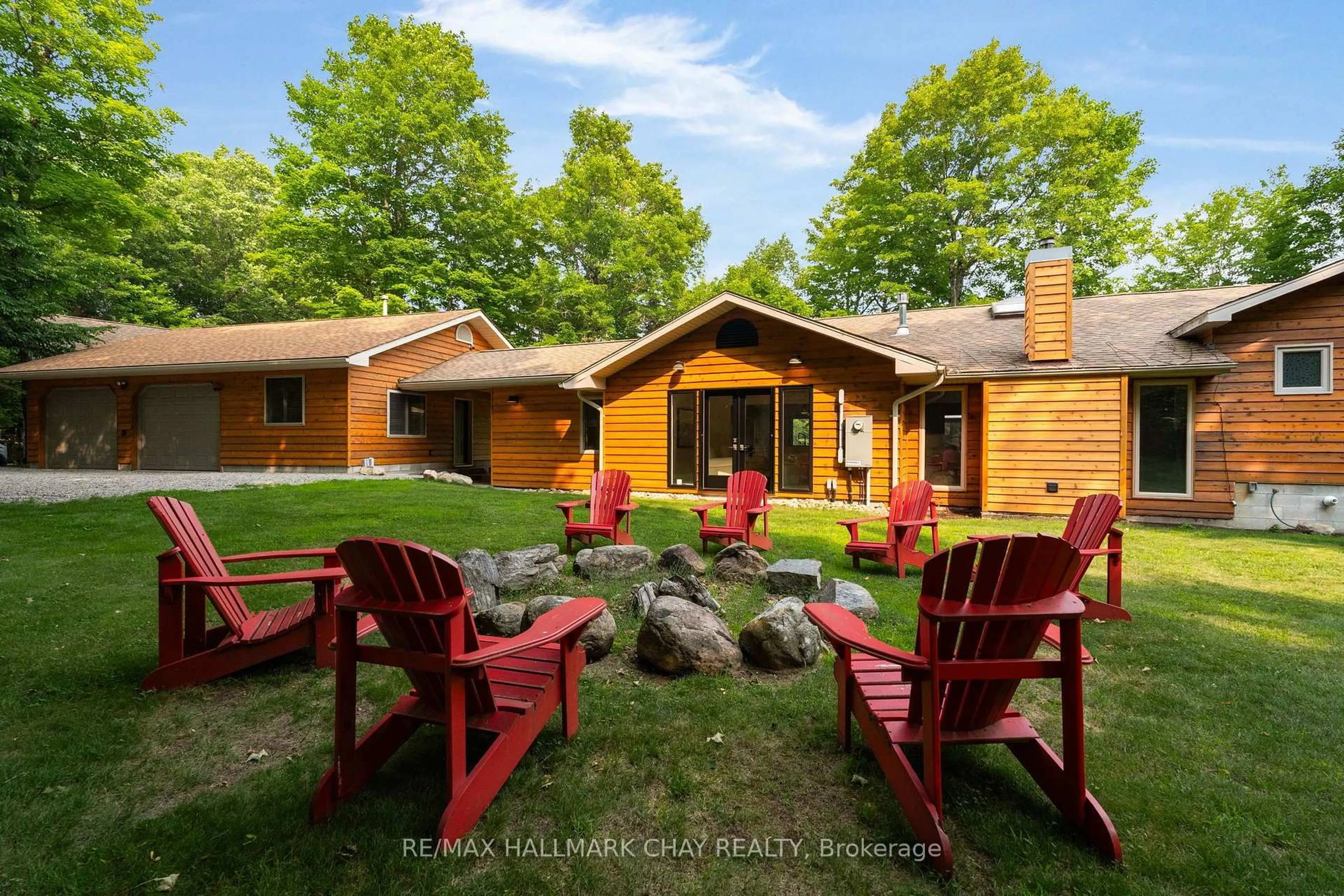 Patio, unknown for 1319 Wolf Circ, Algonquin Highlands Ontario P0A 1E0
