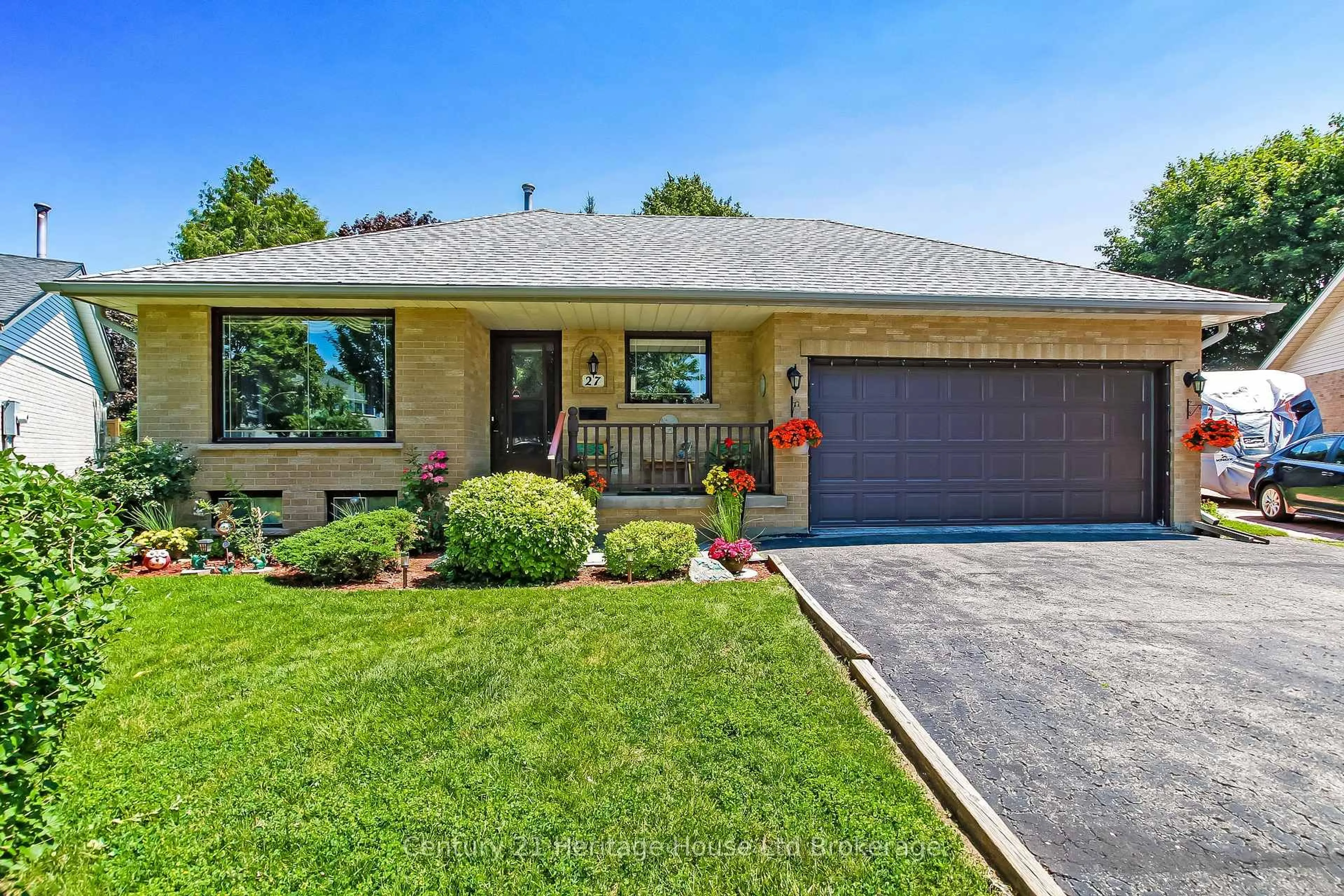 Home with brick exterior material, street for 27 O'ROURKE PL Pl, Woodstock Ontario N4S 8T9