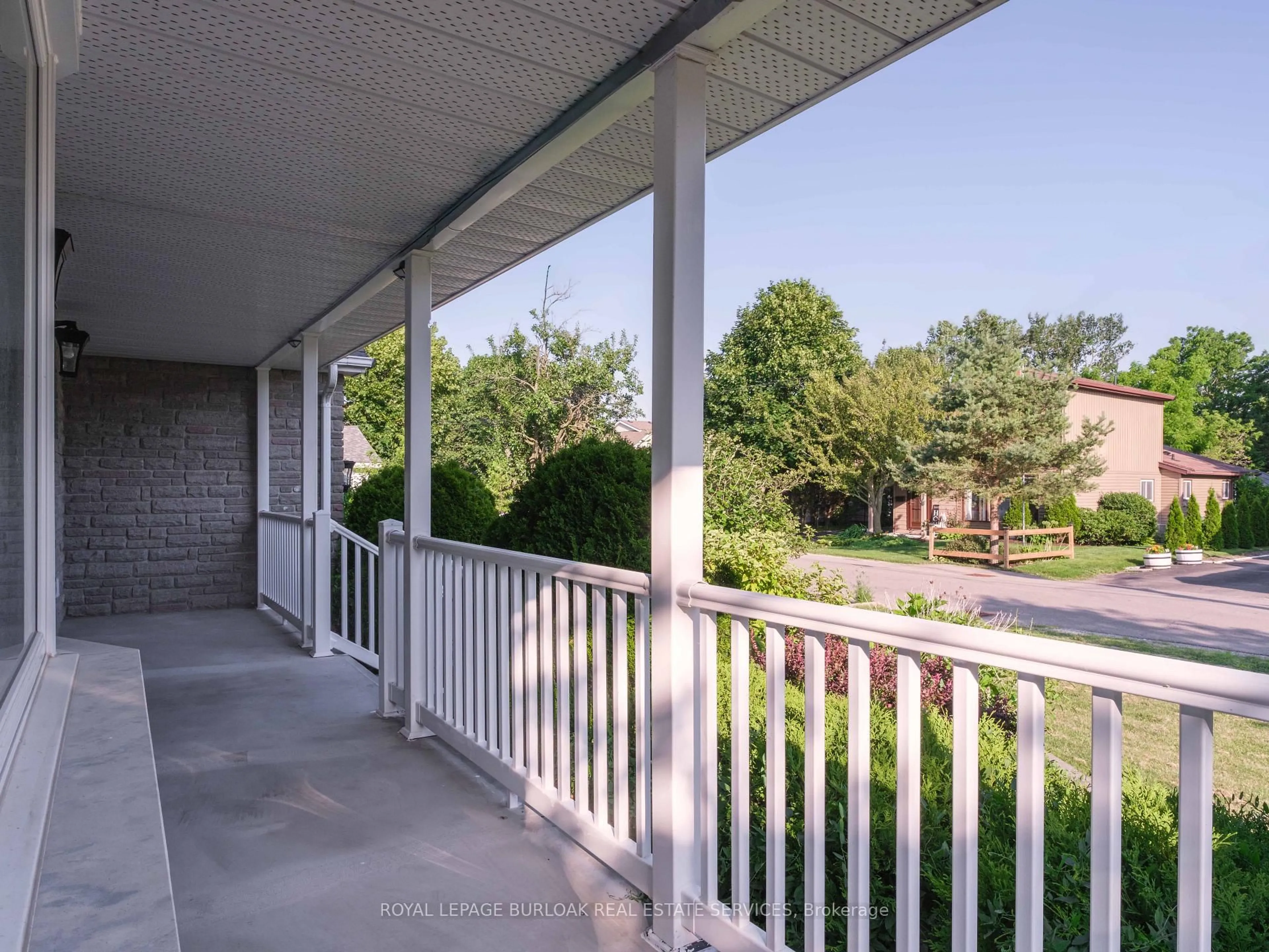 Patio, unknown for 10 Porter Ave, Haldimand Ontario N0A 1H0