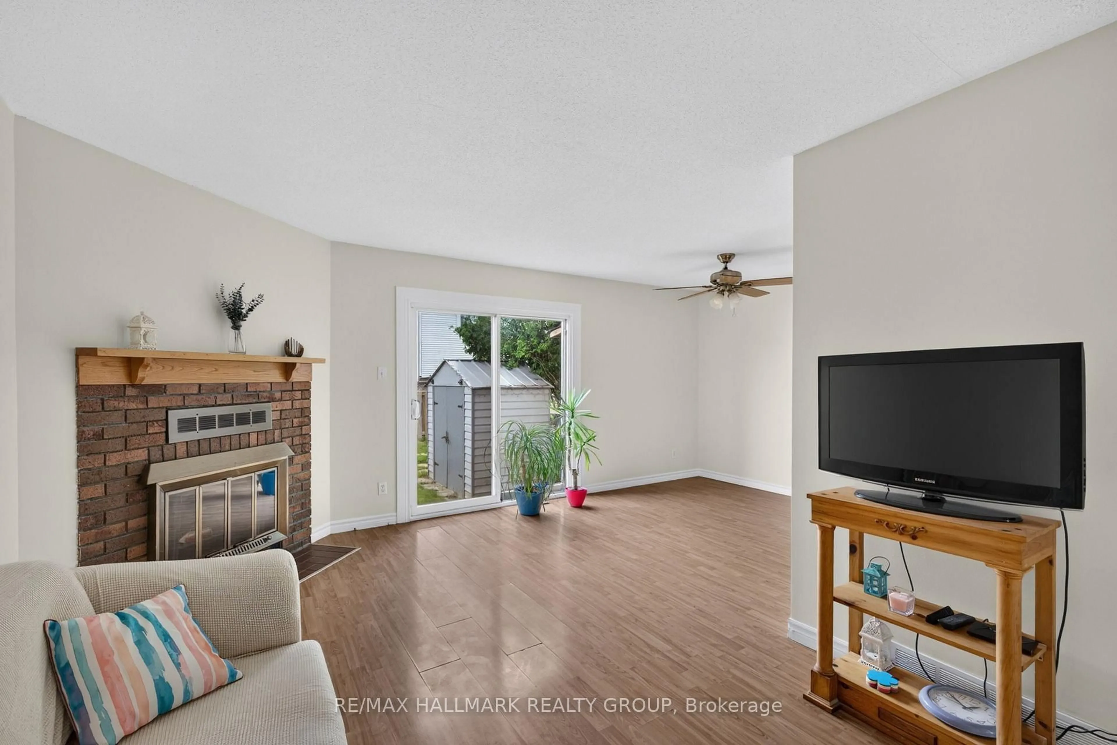 Living room with furniture, unknown for 13 Sunridge Lane #39, Ottawa Ontario K2J 2N9