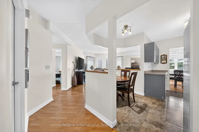 208 Silvercreek Pkwy #210, Guelph 2