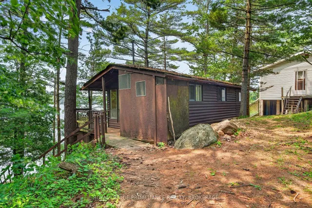 1135 Twin Island Lane, Perth Road 2