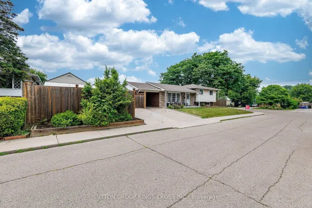 2 Maitland Ave, Hamilton 5