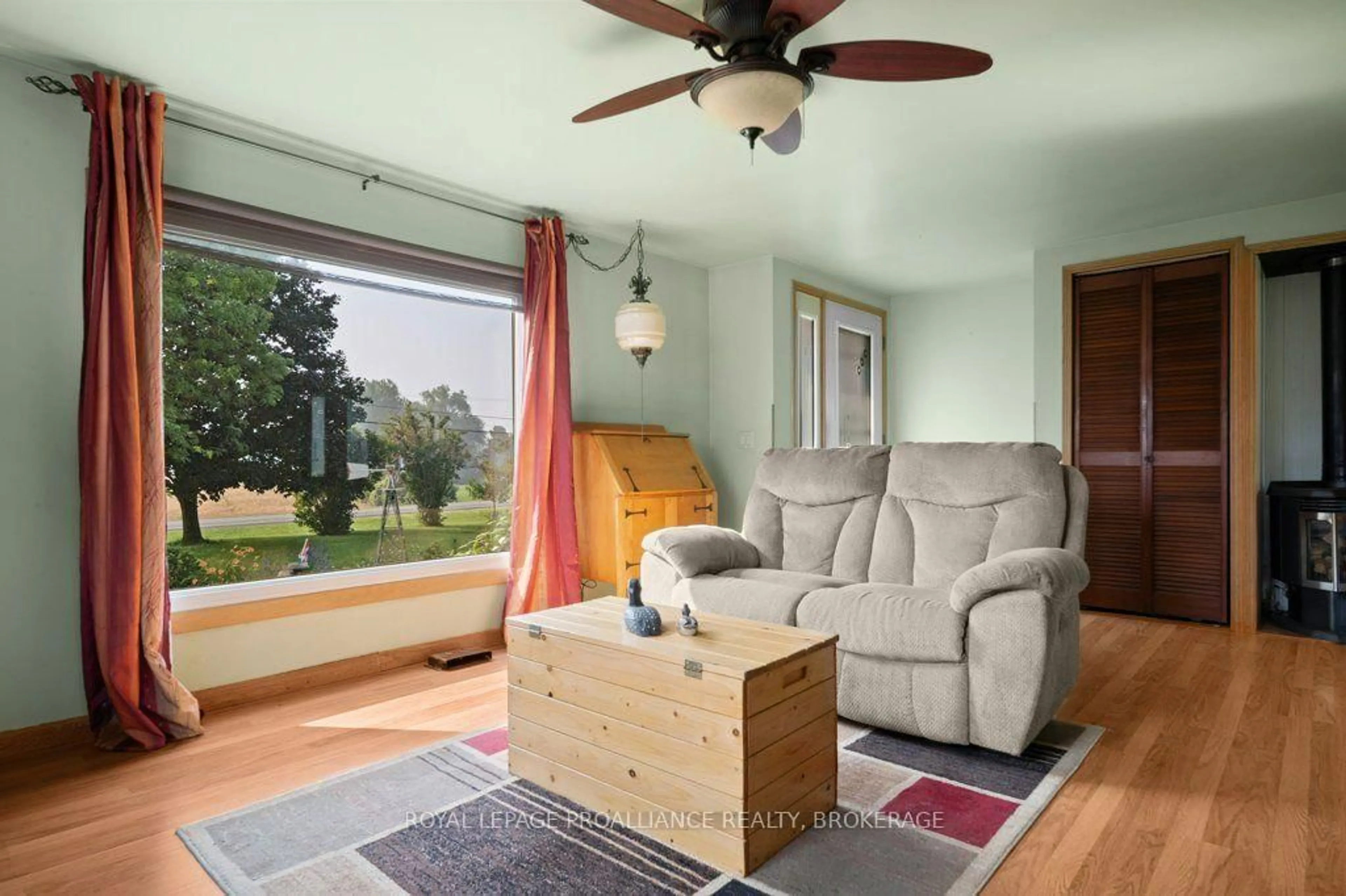 Living room with furniture, unknown for 4568 County Road 8, Napanee Ontario K7R 3K7