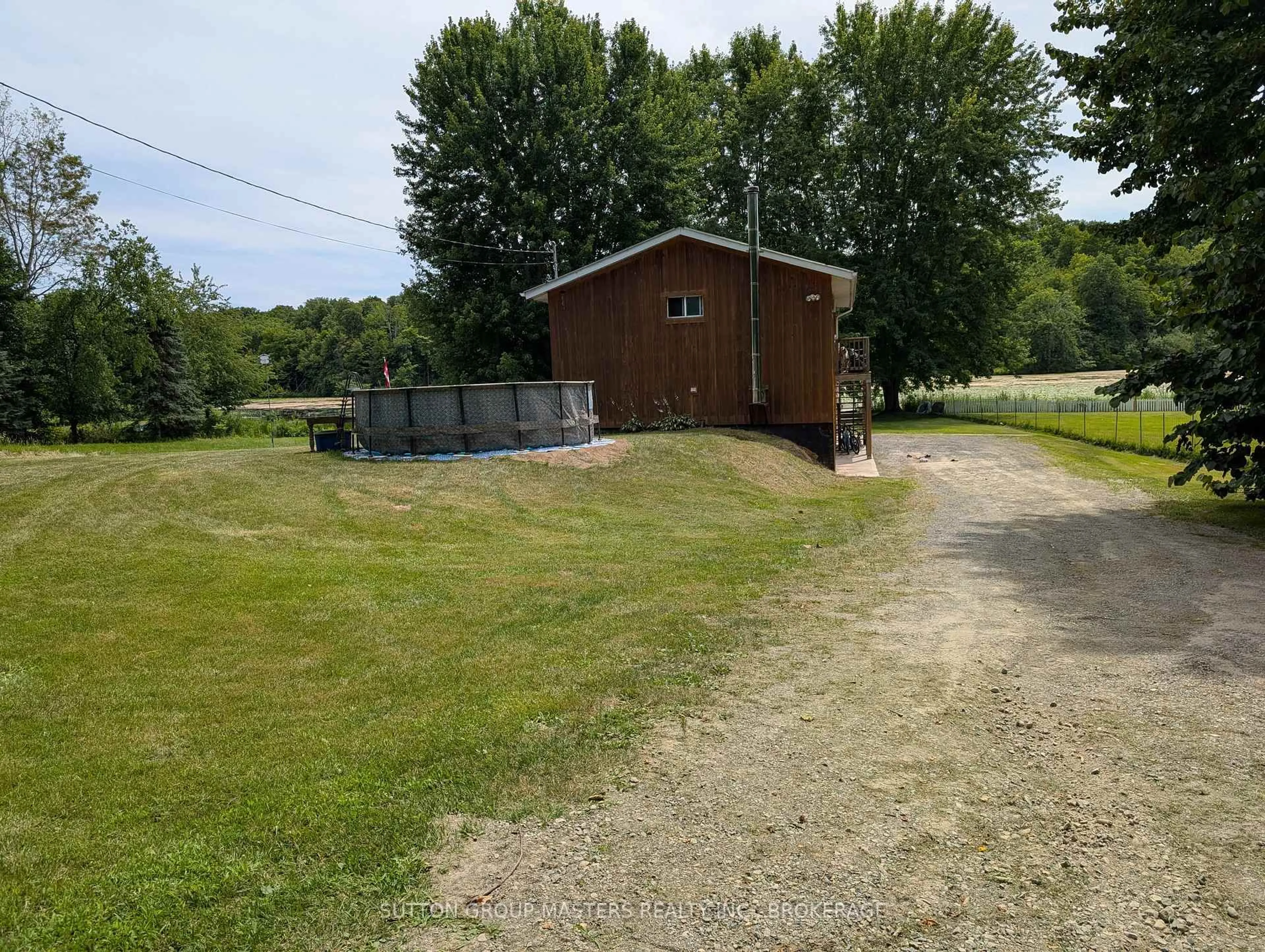 Shed for 811 Pierces Lane, Leeds and the Thousand Islands Ontario K0E 1N0