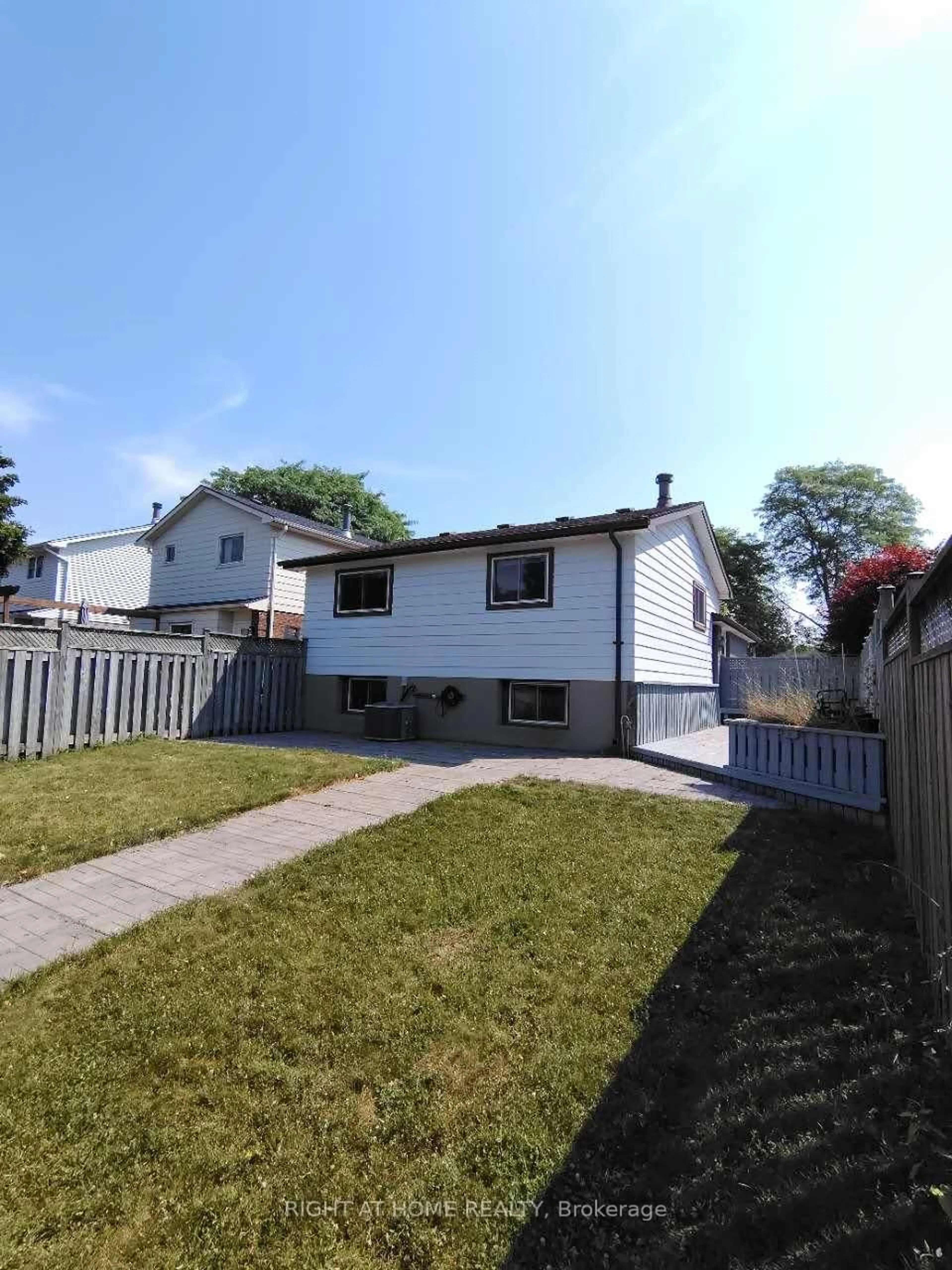 A pic from outside/outdoor area/front of a property/back of a property/a pic from drone, street for 78 Olympic Cres, London North Ontario N6G 3P6
