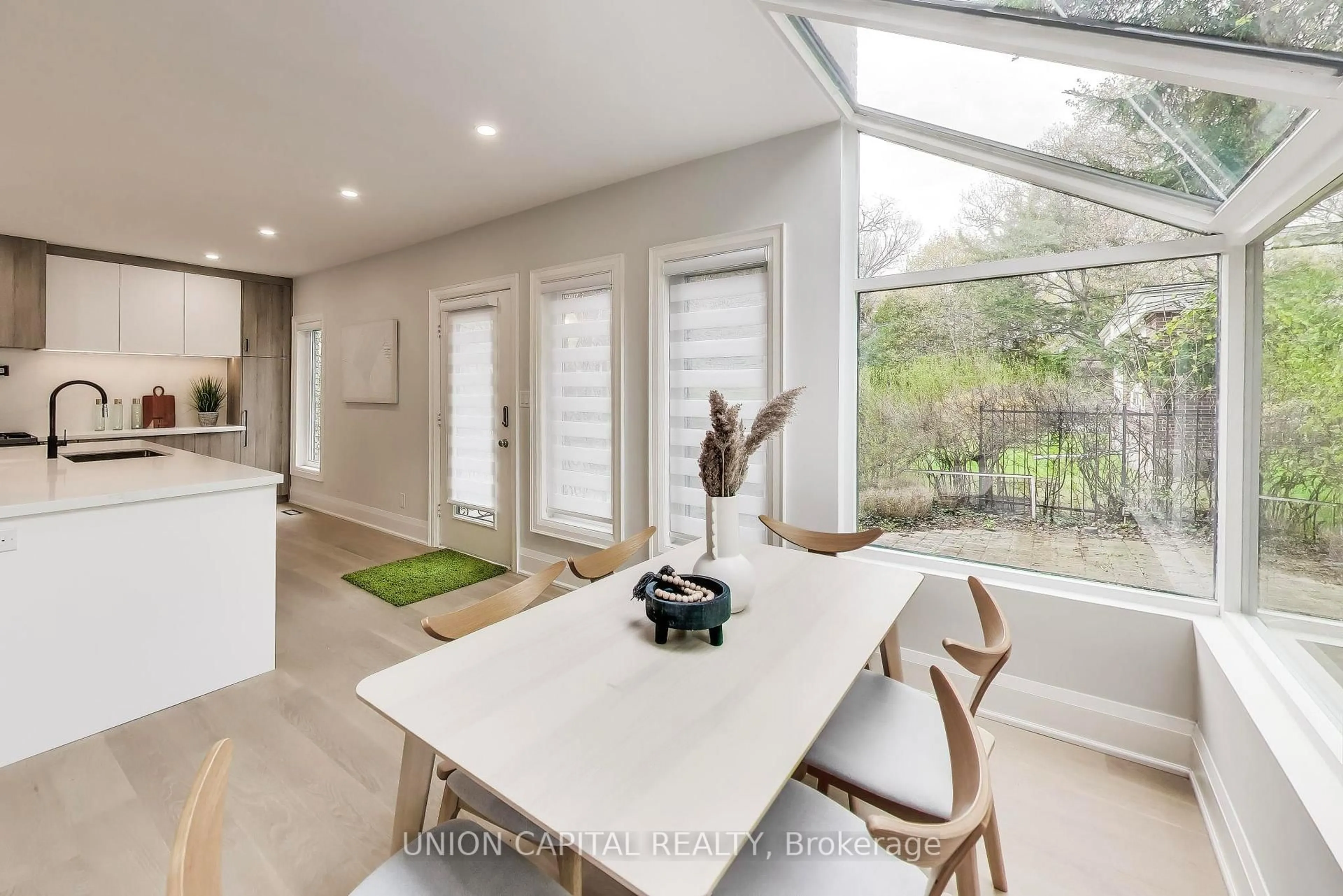Open concept kitchen, unknown for 58 Forsyth Ave, Hamilton Ontario L8S 4E3