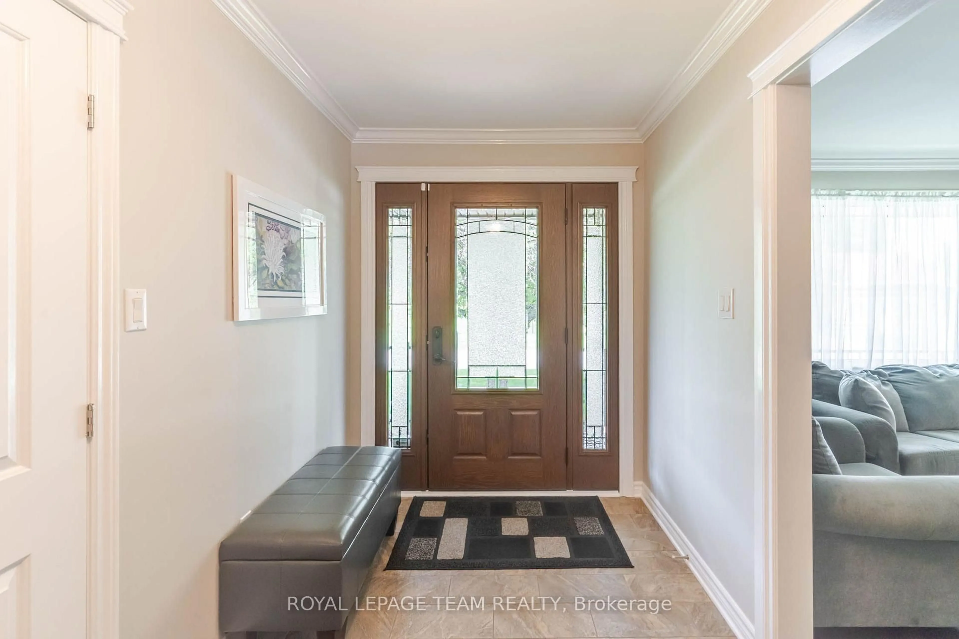 Indoor entryway for 455 River Rd, Almonte Ontario K0A 1A0