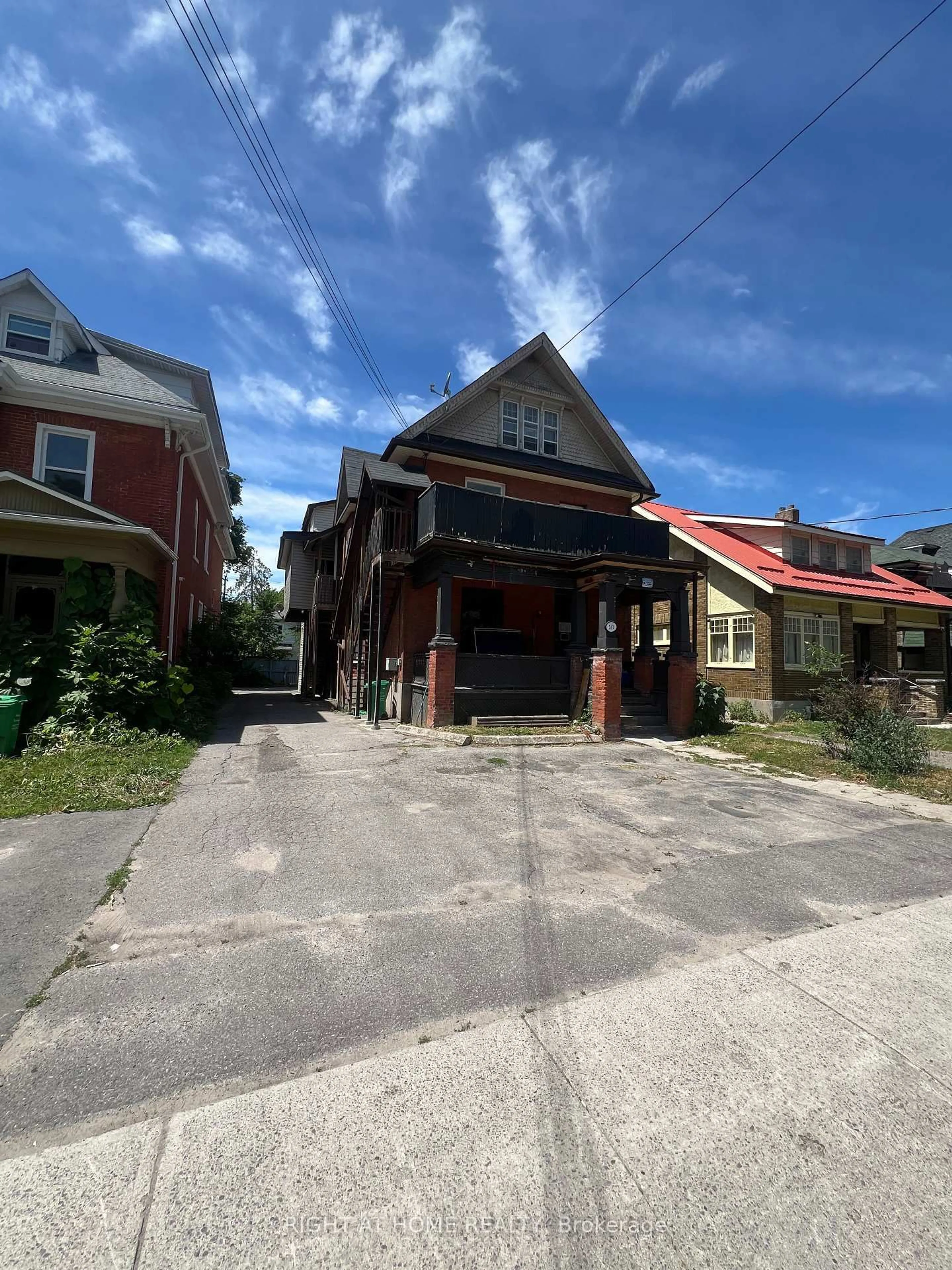 Unknown for 541 Aylmer St, Peterborough Ontario K9H 3W6