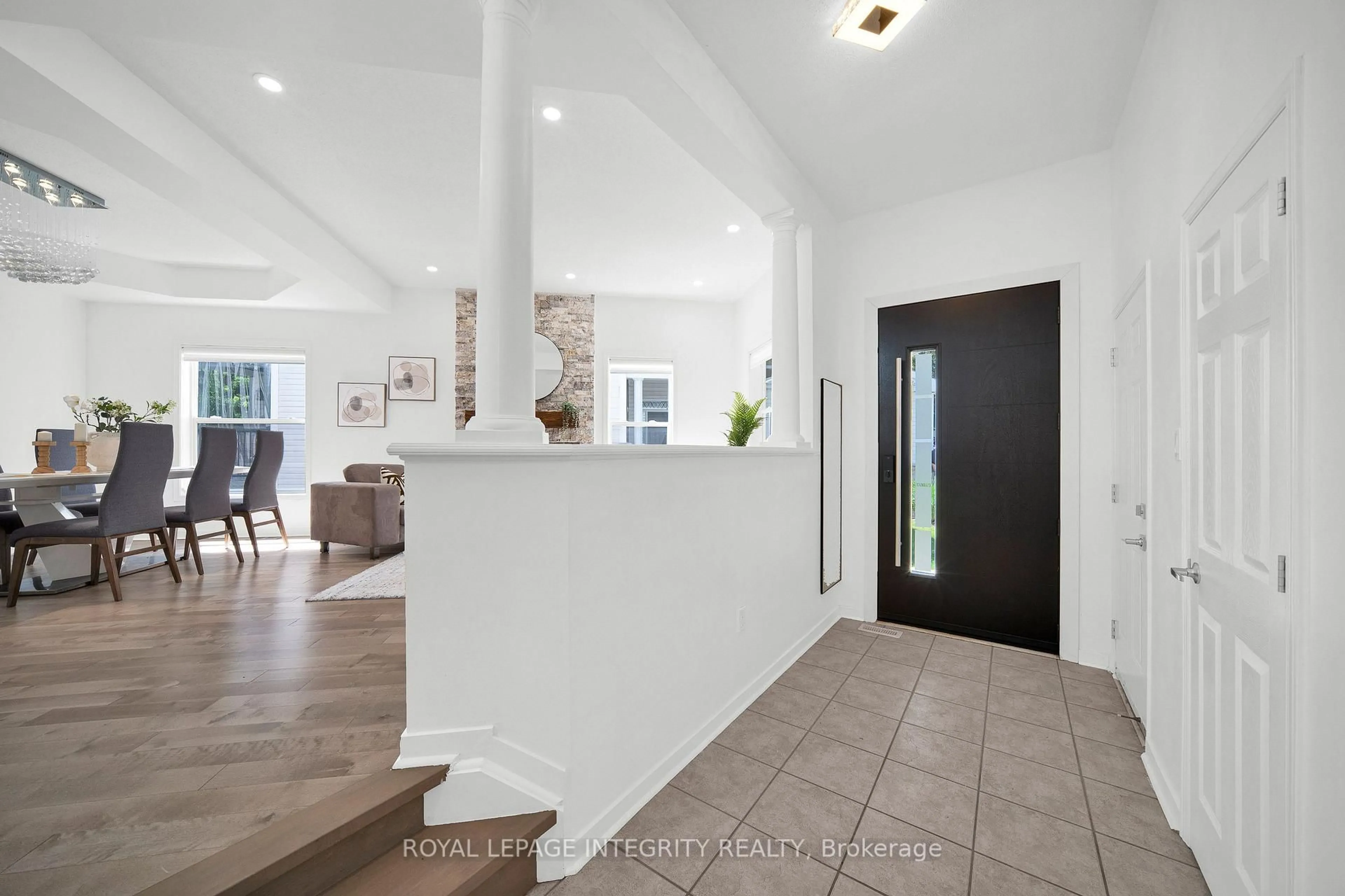 Indoor entryway for 69 Goldridge Dr, Ottawa Ontario K2T 1E9