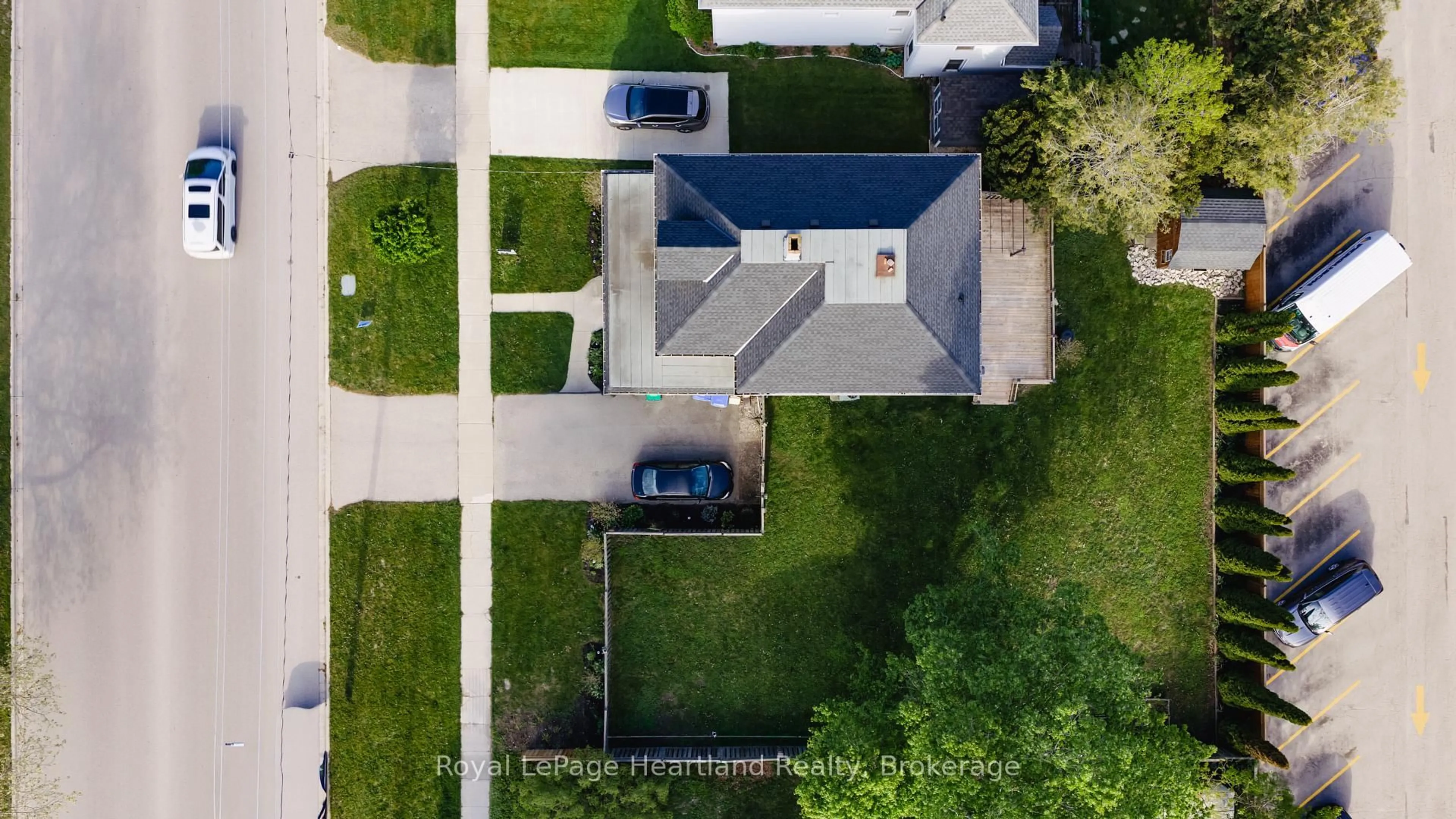 A pic from outside/outdoor area/front of a property/back of a property/a pic from drone, street for 14 Elgin Ave, Goderich Ontario N7A 1K2