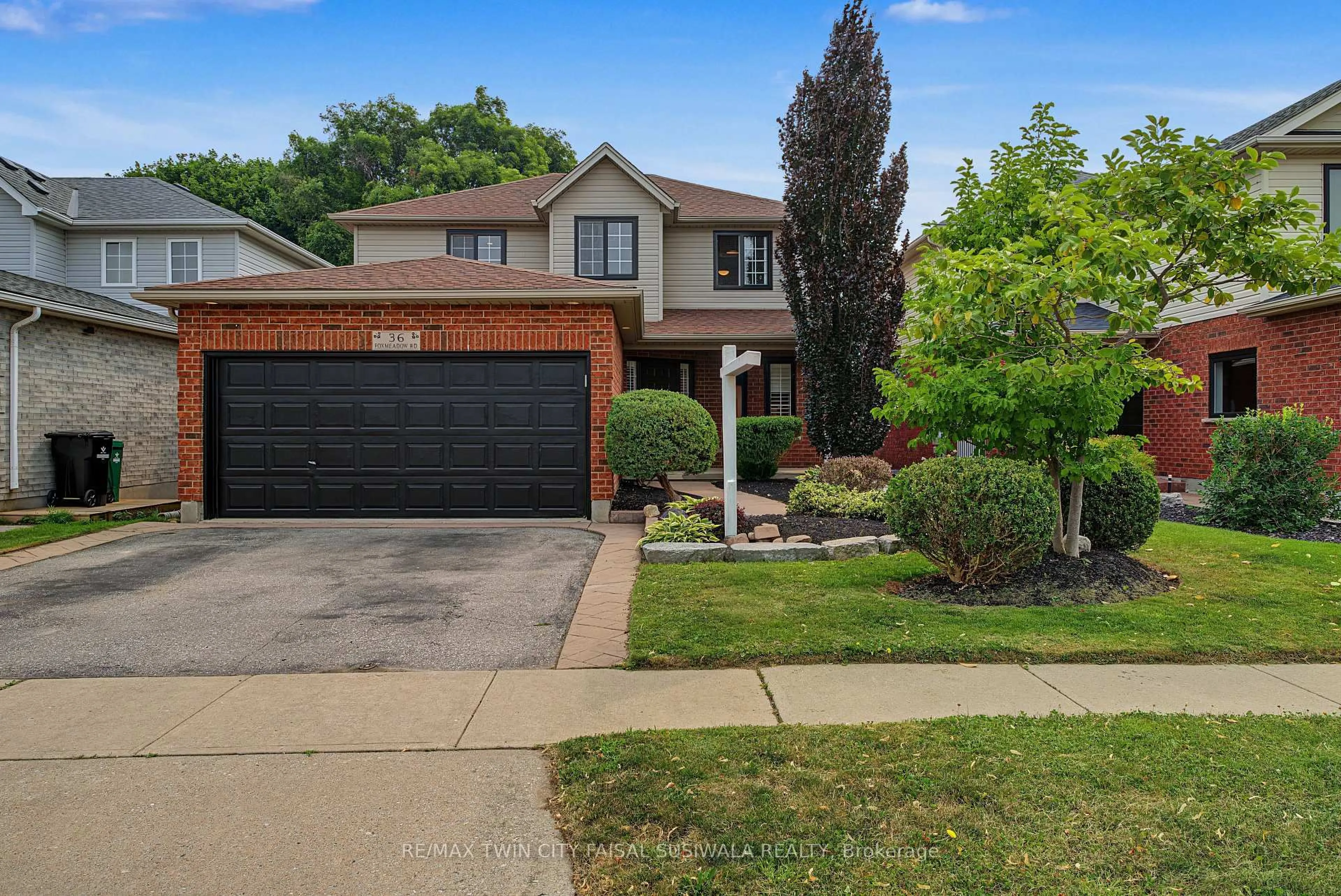 Home with brick exterior material, street for 36 Foxmeadow Rd, Cambridge Ontario N1P 1J2