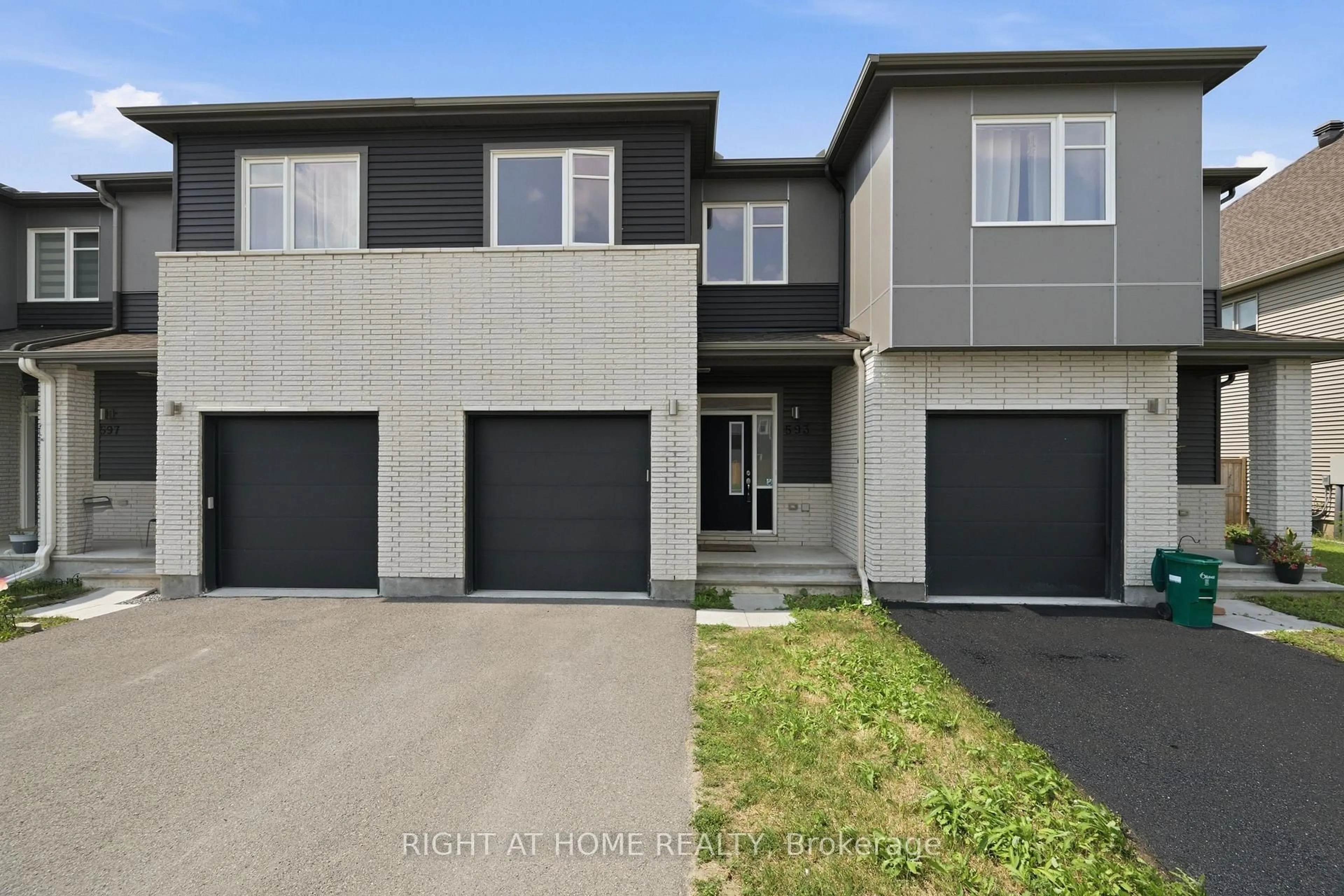 Unknown for 593 Edenwylde Dr, Stittsville Ontario K2S 2L1