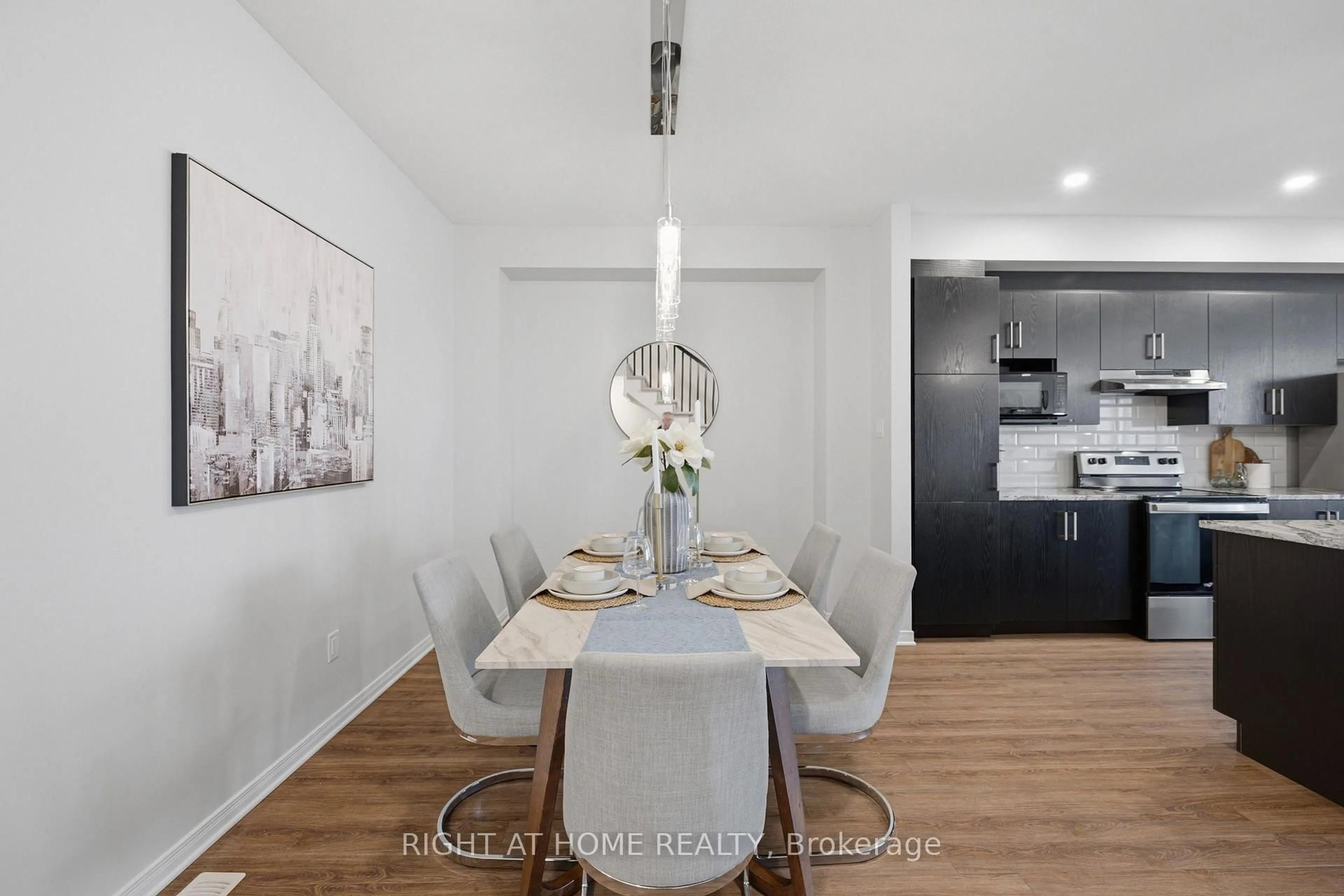Dining room, wood/laminate floor for 593 Edenwylde Dr, Stittsville Ontario K2S 2L1