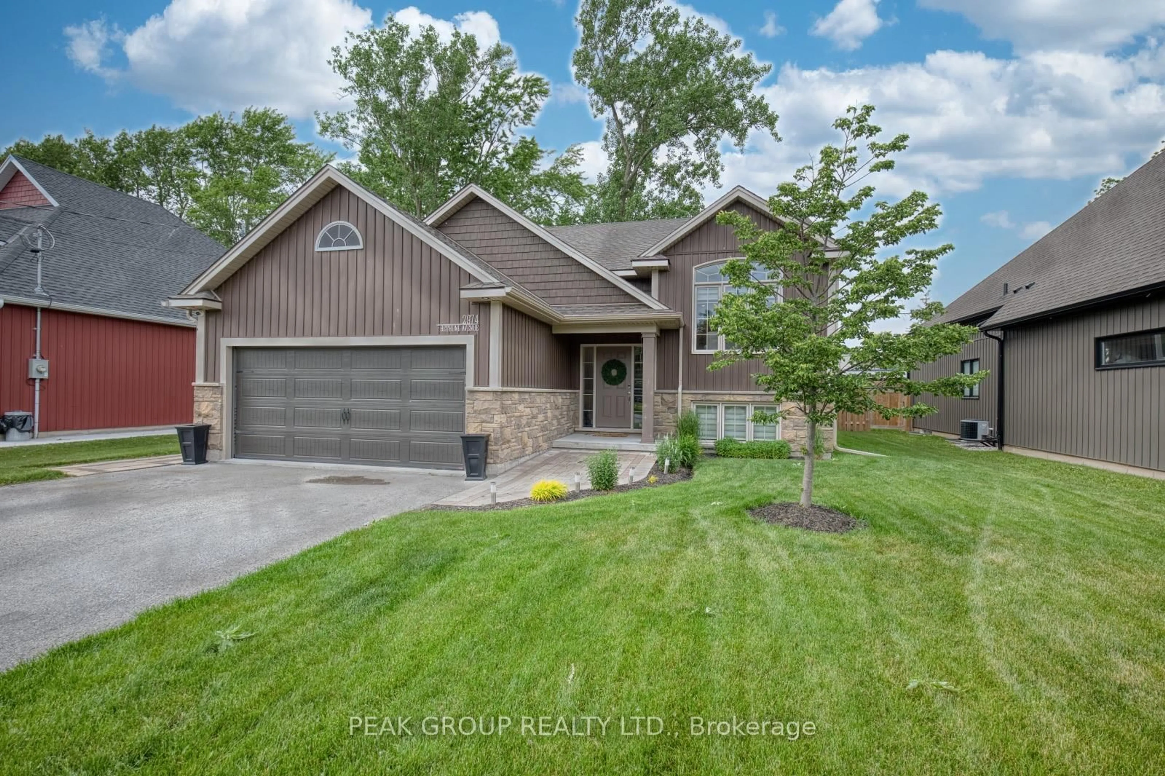 Home with brick exterior material, street for 2974 Bethune Ave, Fort Erie Ontario L0S 1N0