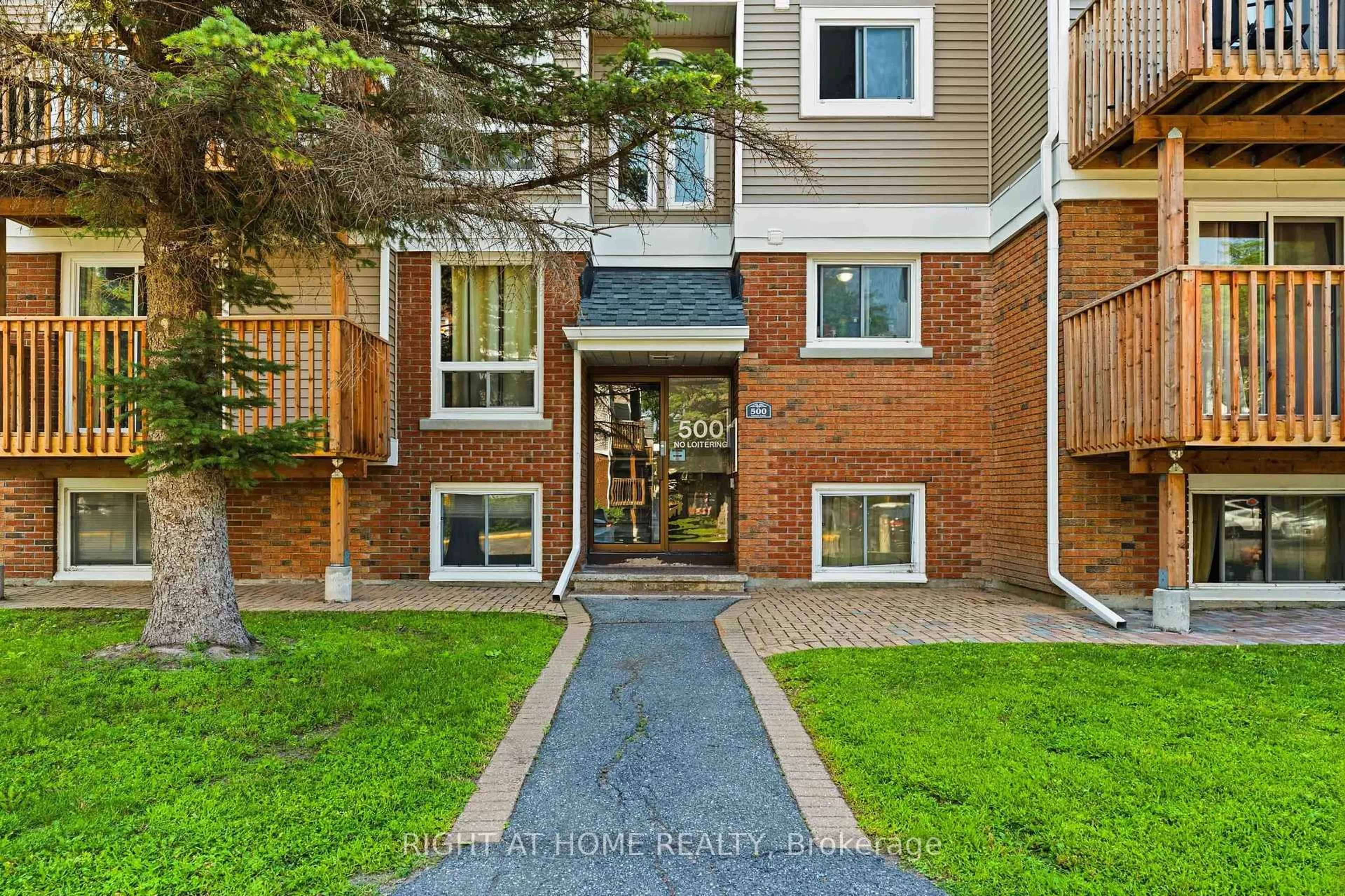 Unknown for 500 FENERTY Crt #3, Ottawa Ontario K2L 3B1