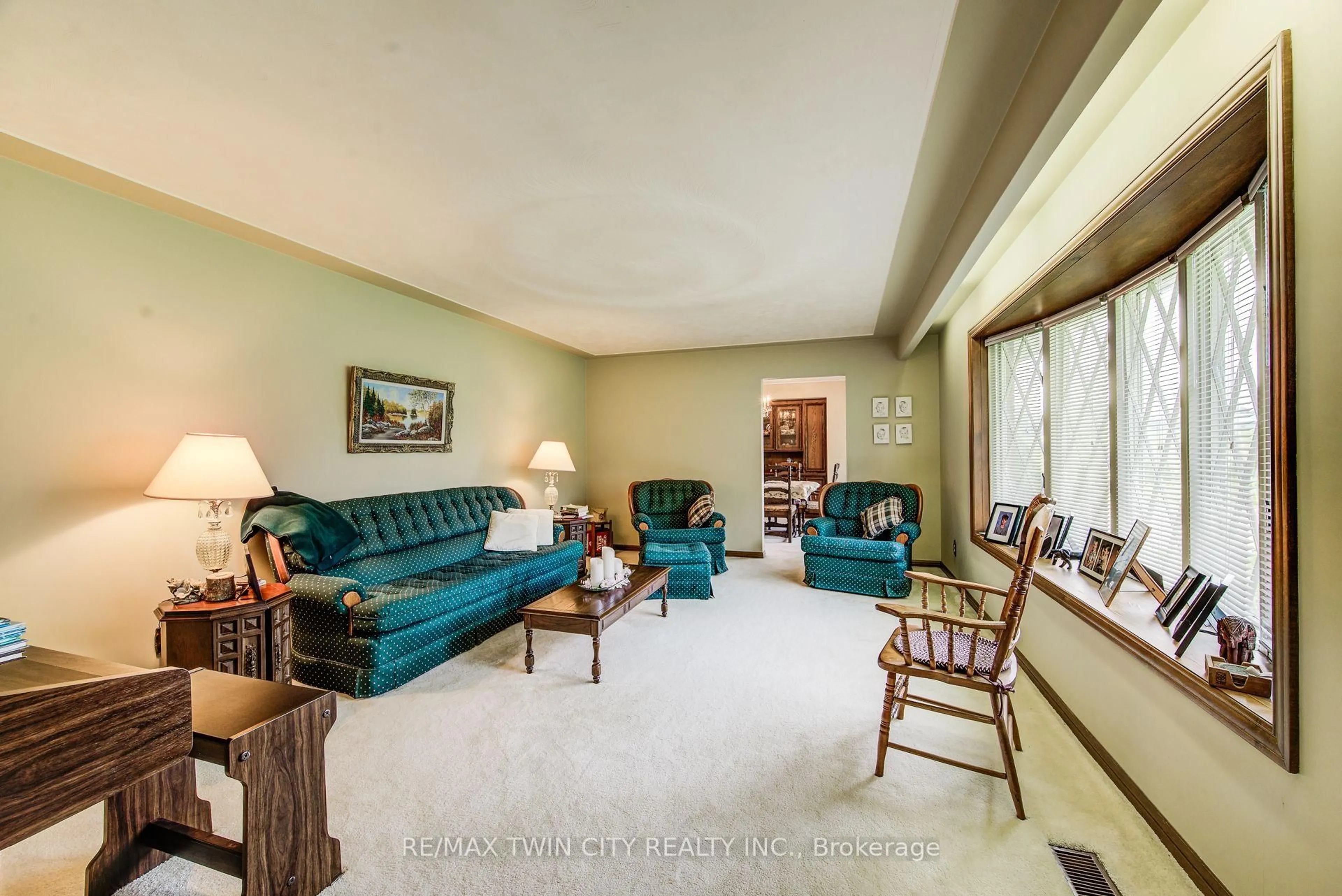Living room with furniture, unknown for 1177 Perth St, Wilmot Ontario N3A 1S1