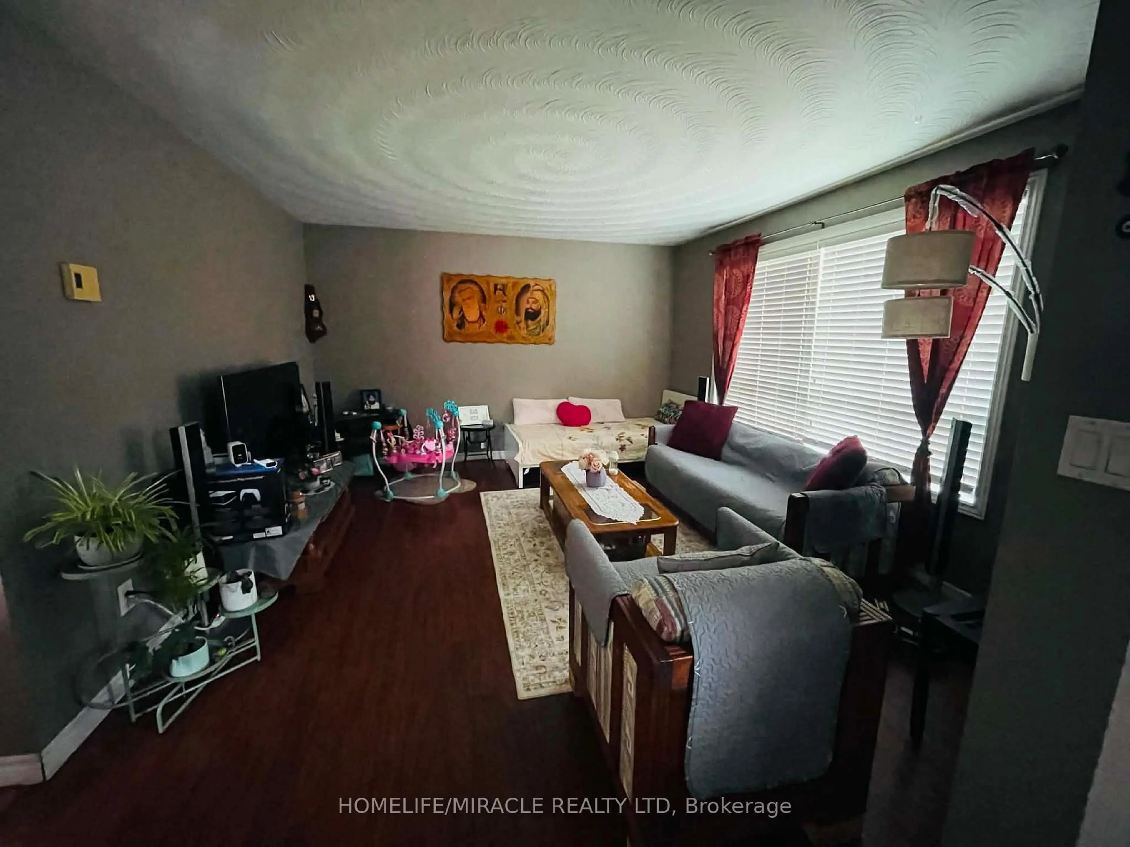 A pic of a room for 17 Silver Birch Dr, Sault Ste Marie Ontario P6A 4X6