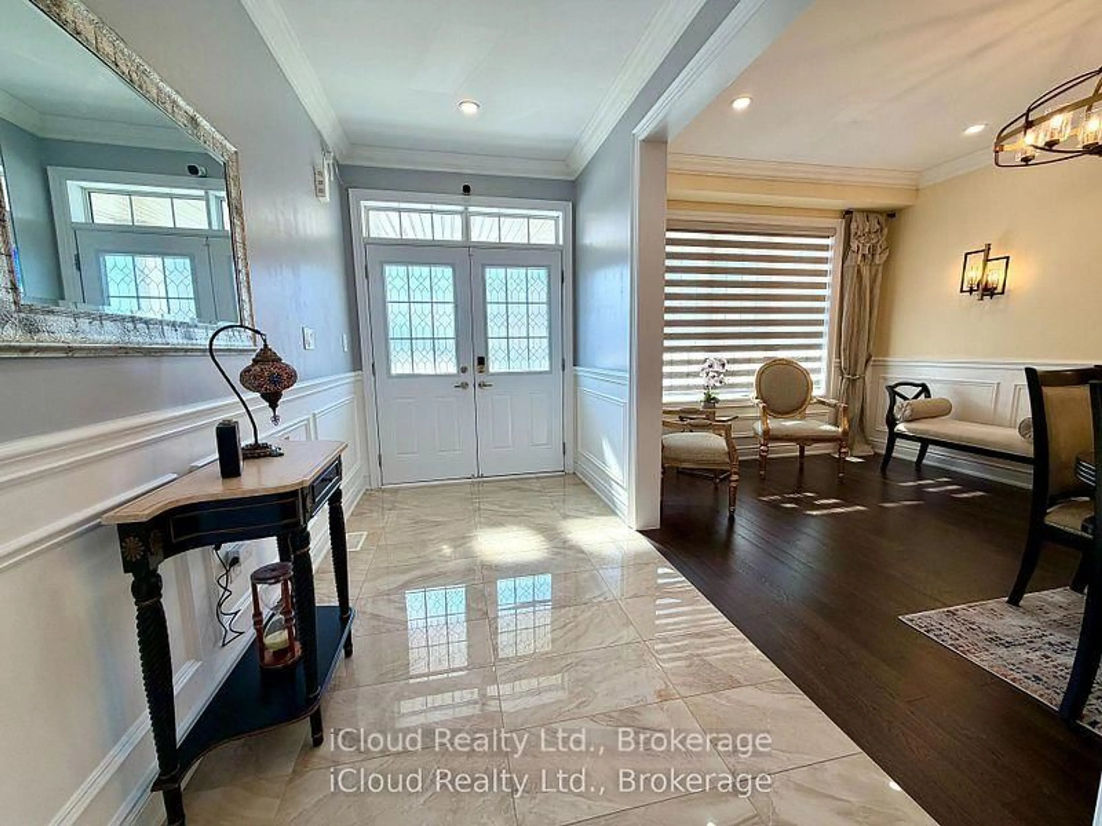 Indoor entryway for 56 Esther Cres, Thorold Ontario L3B 0G2
