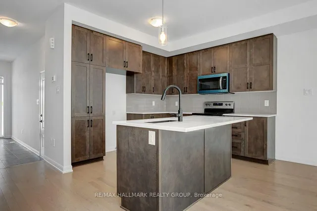 281 Shale St, Clarence-Rockland 5