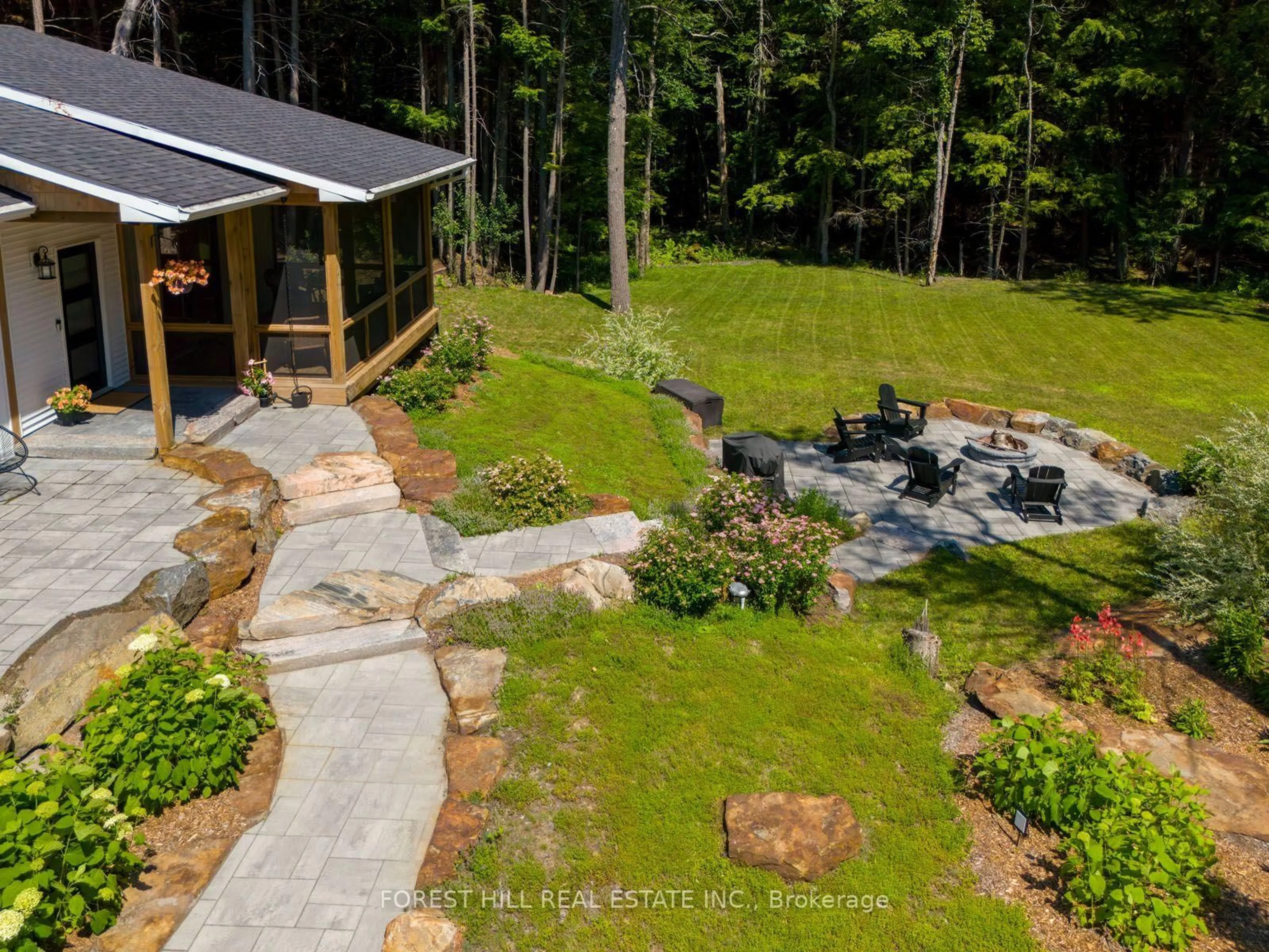 Patio, water/lake/river/ocean view for 315 North Fox Lake Rd, Huntsville Ontario P1H 2J2