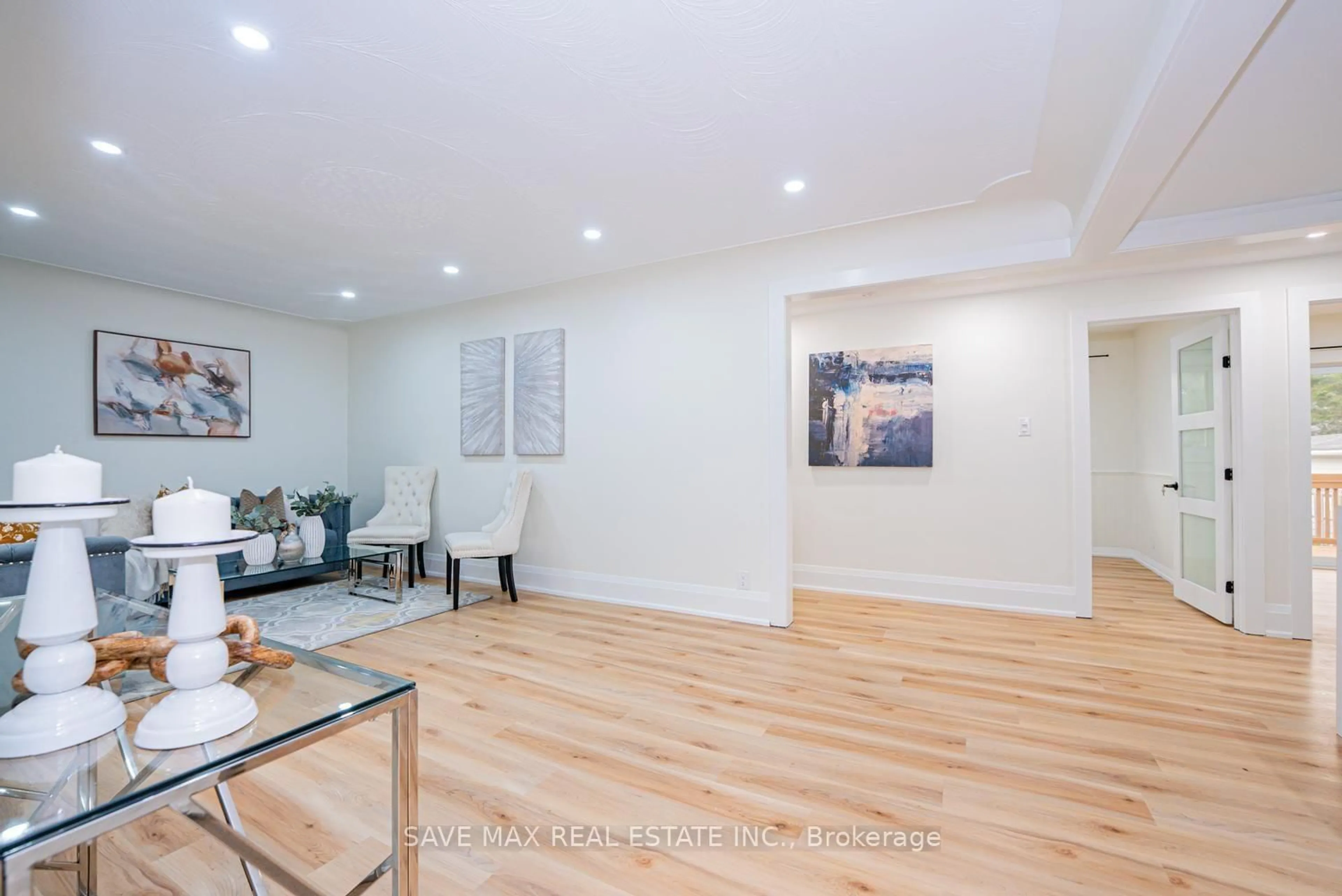 A pic of a room for 191 Clark Ave, Kitchener Ontario N2C 1Y1