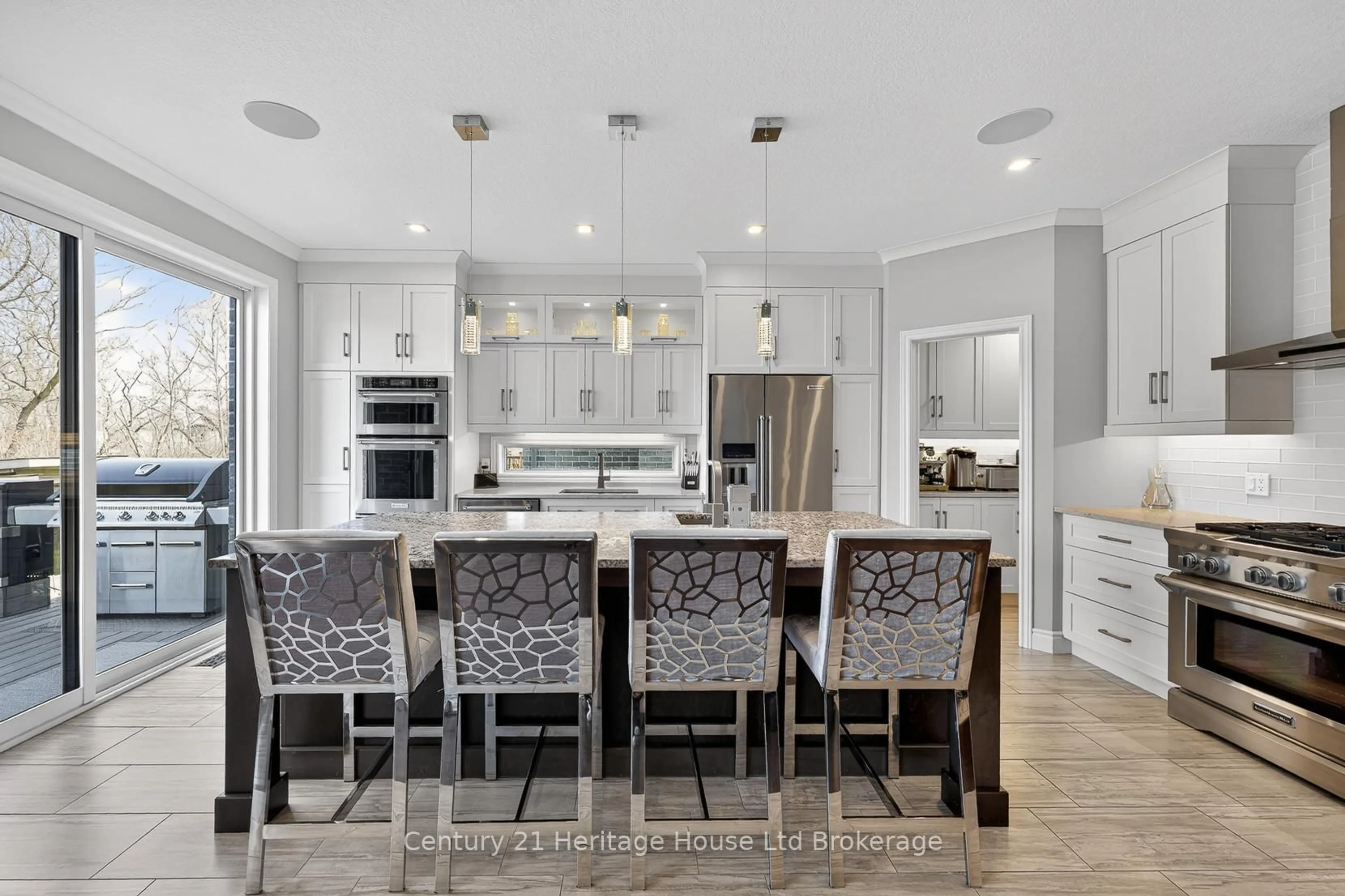 Open concept kitchen, unknown for 349 Masters Dr, Woodstock Ontario N4T 0L2