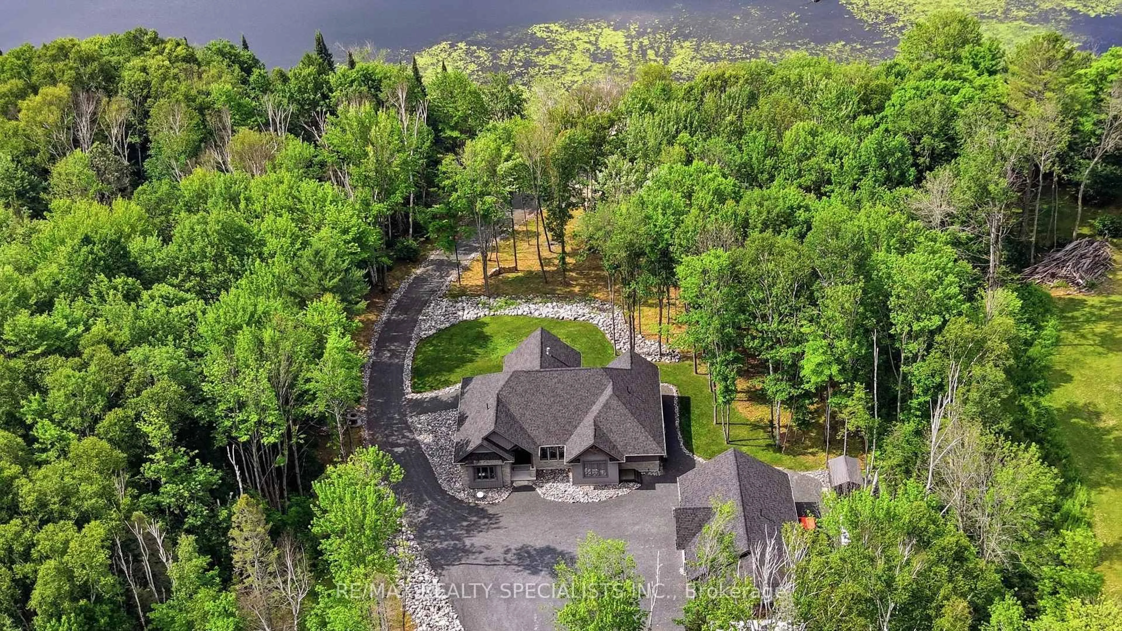 A pic from outside/outdoor area/front of a property/back of a property/a pic from drone, mountain view for 3 Pine Dr, Blind River Ontario P0R 1B0